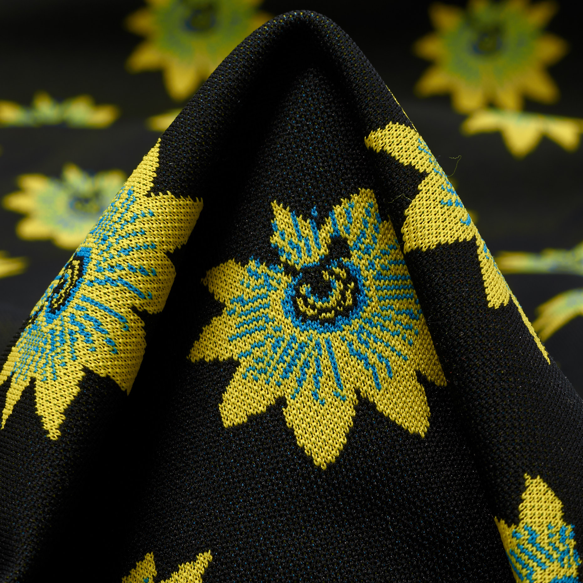 Jacquard, Stretch, Raven Black&Sunlight (F000036436)