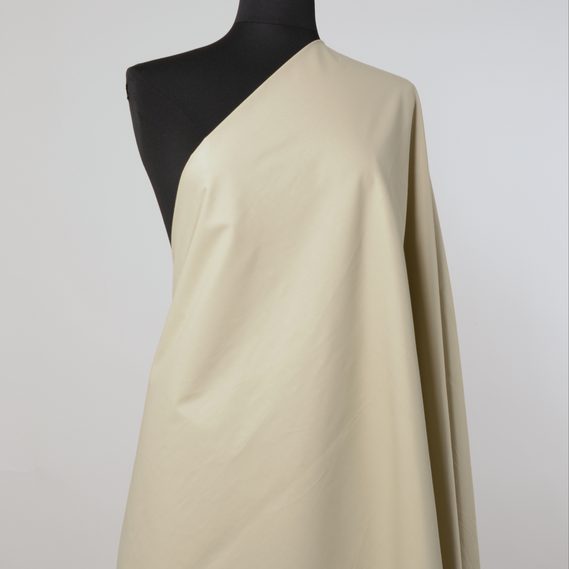 TWILL, COTTON, ELASTIC, CREME BRÛLÉE (F000022223) - Mannequin