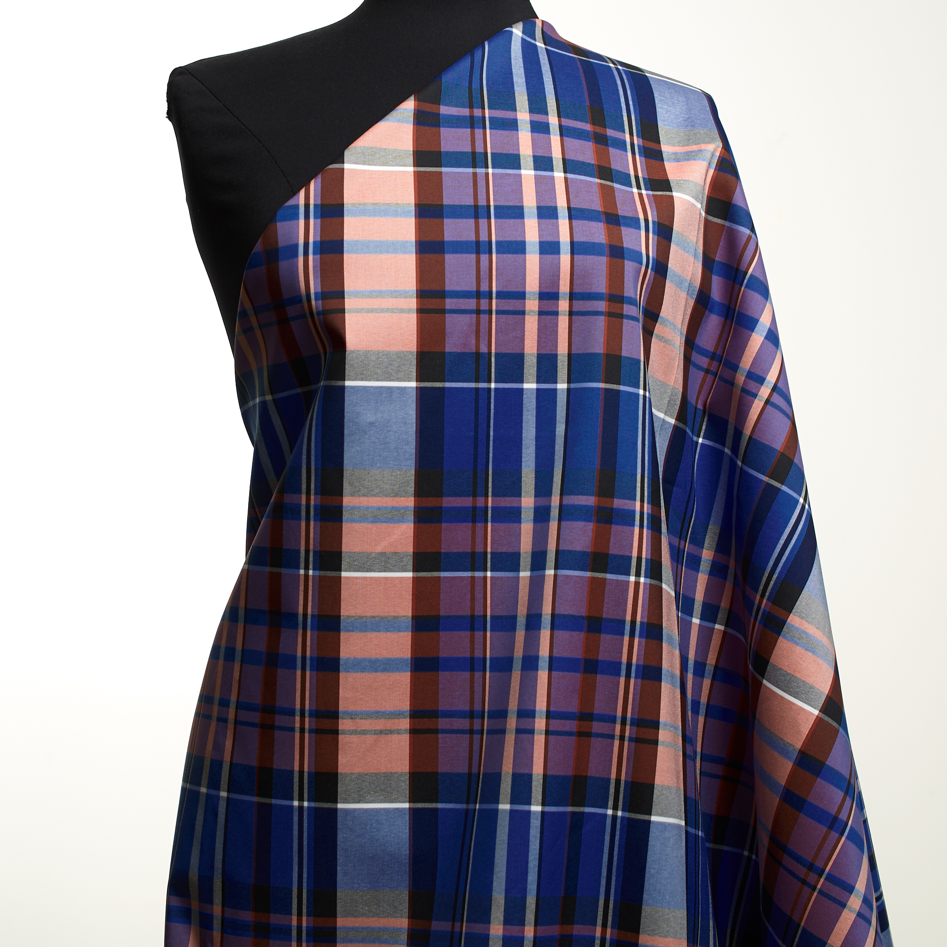 GABARDINE, COTTON ELASTIC, CHECK, ATOMIC BLUE (F000034517) - Mannequin