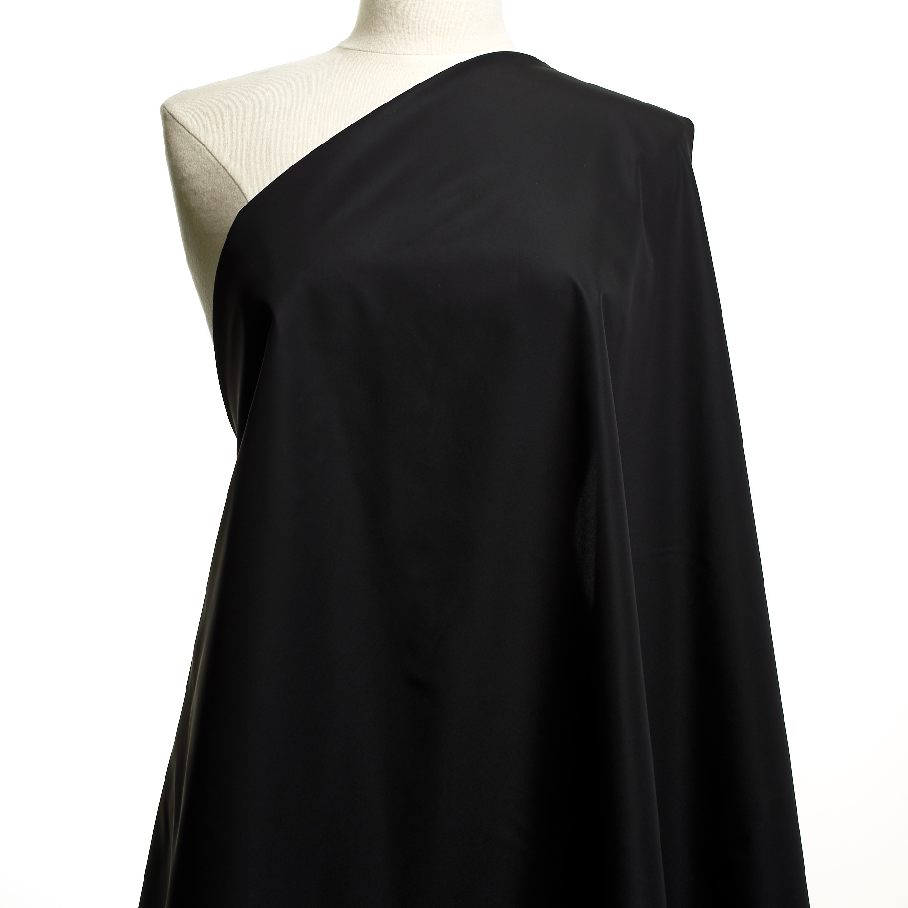 OUTDOOR, NYLON, RAVEN BLACK (F000046545) - Mannequin