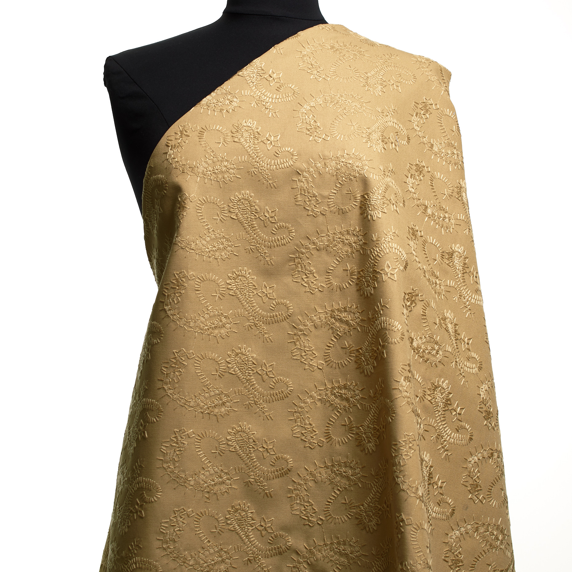 Хлопок, Вышивка, Tan (F000048279) - Манекен