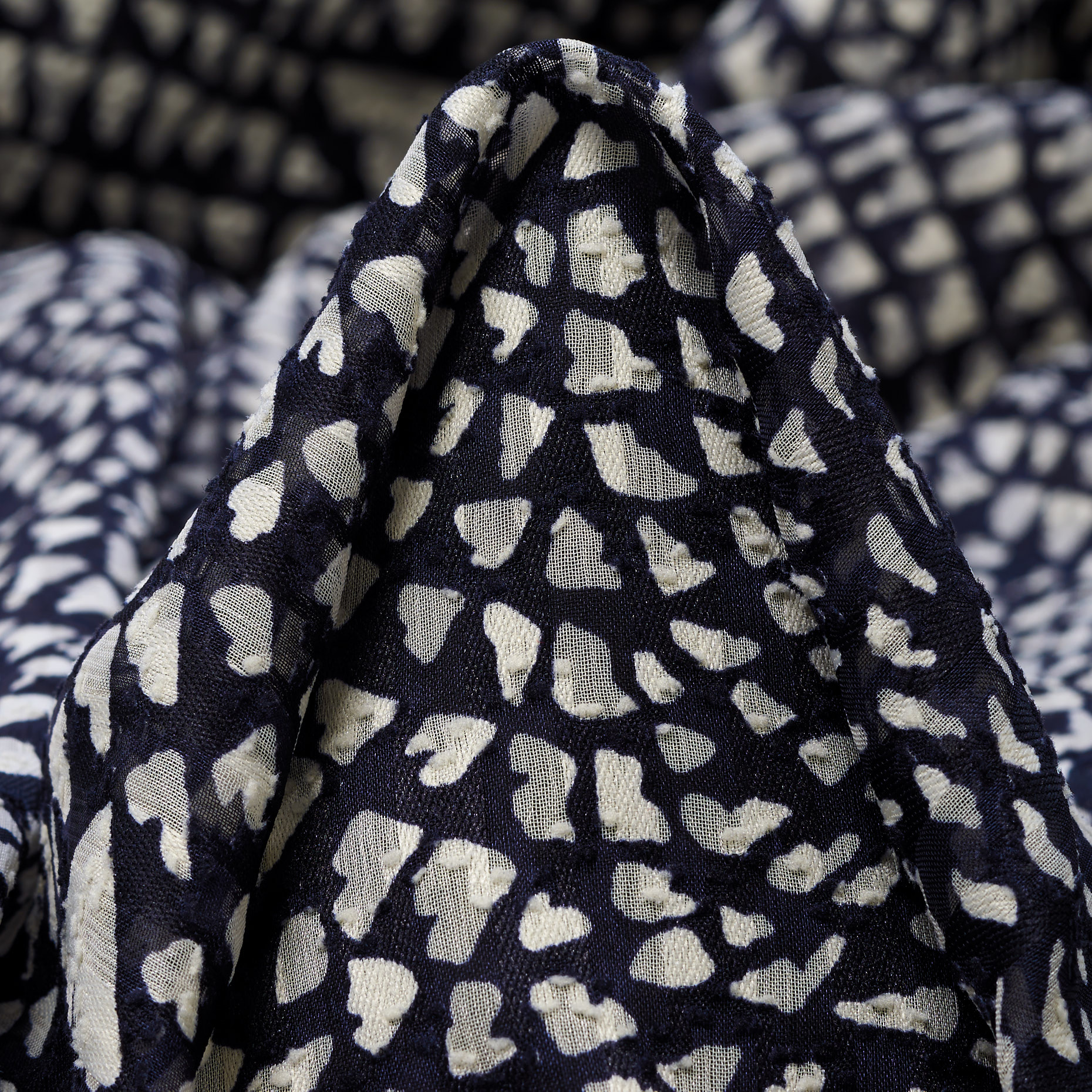 CHIFFON, PRINTED, POLAR NIGHT&IVORY (F000043241)