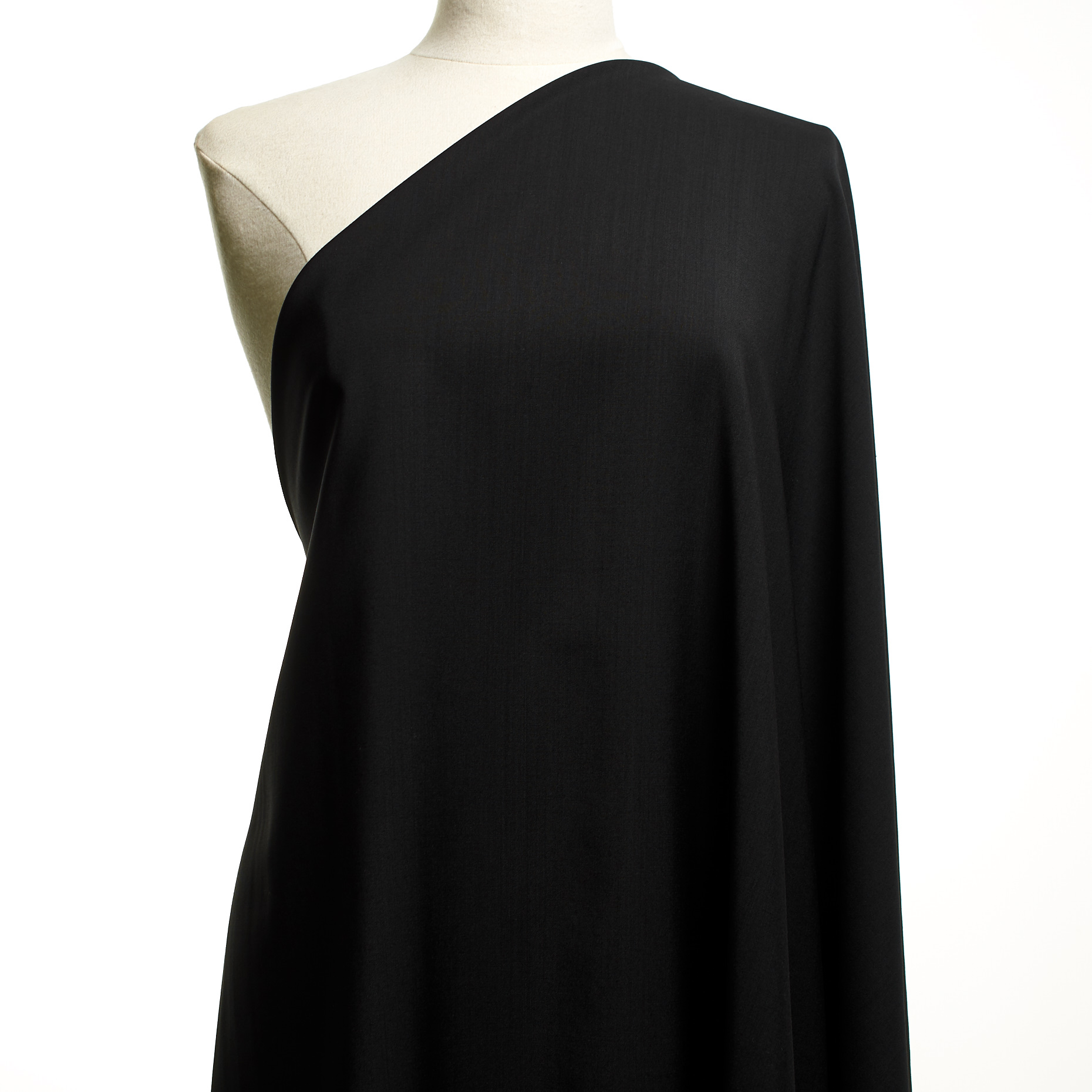 Laine Légère, Laine Vierge, Raven Black (T0000734) - Mannequin