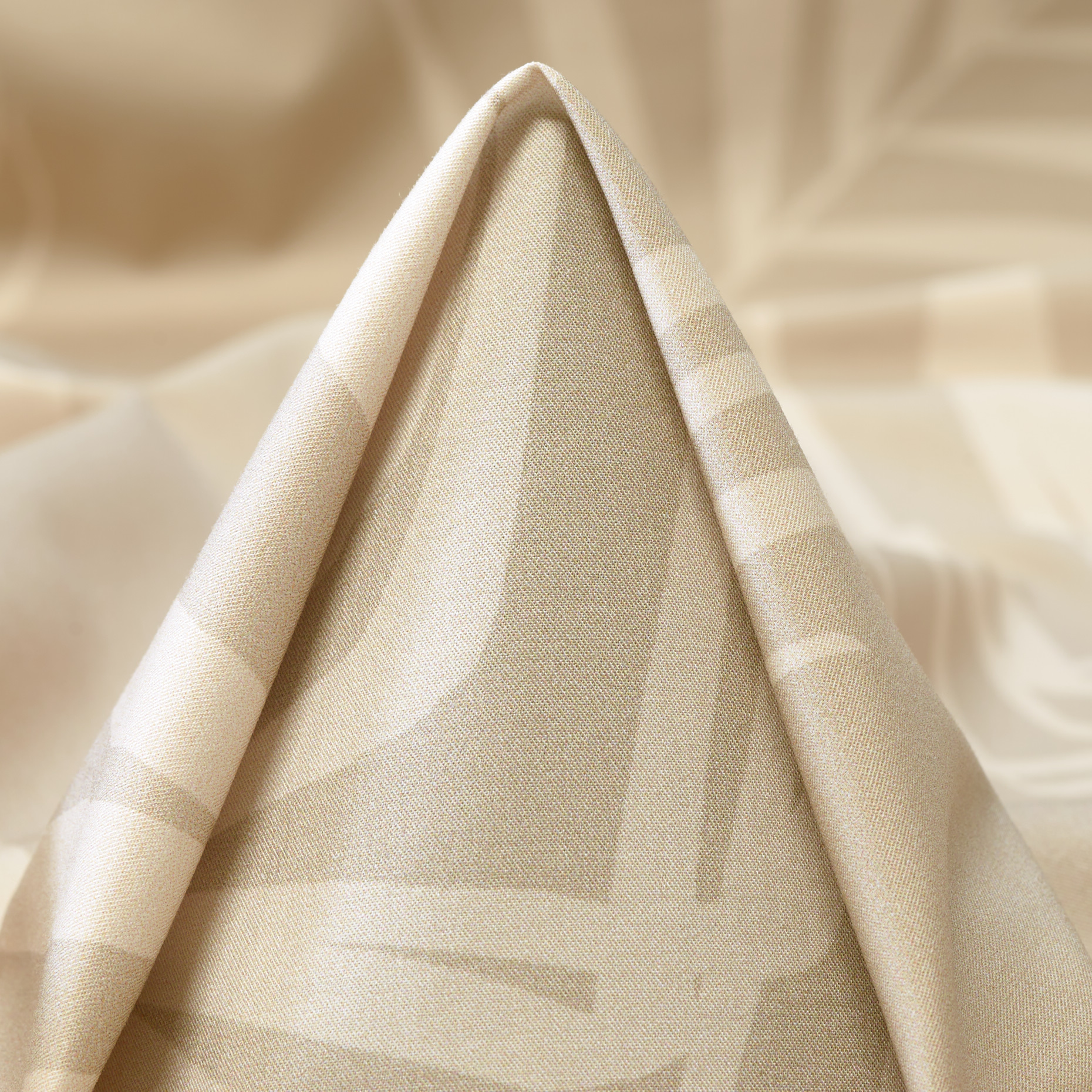 POPLIN, COTTON, FLORAL, OYSTER GRAY (T0000730)