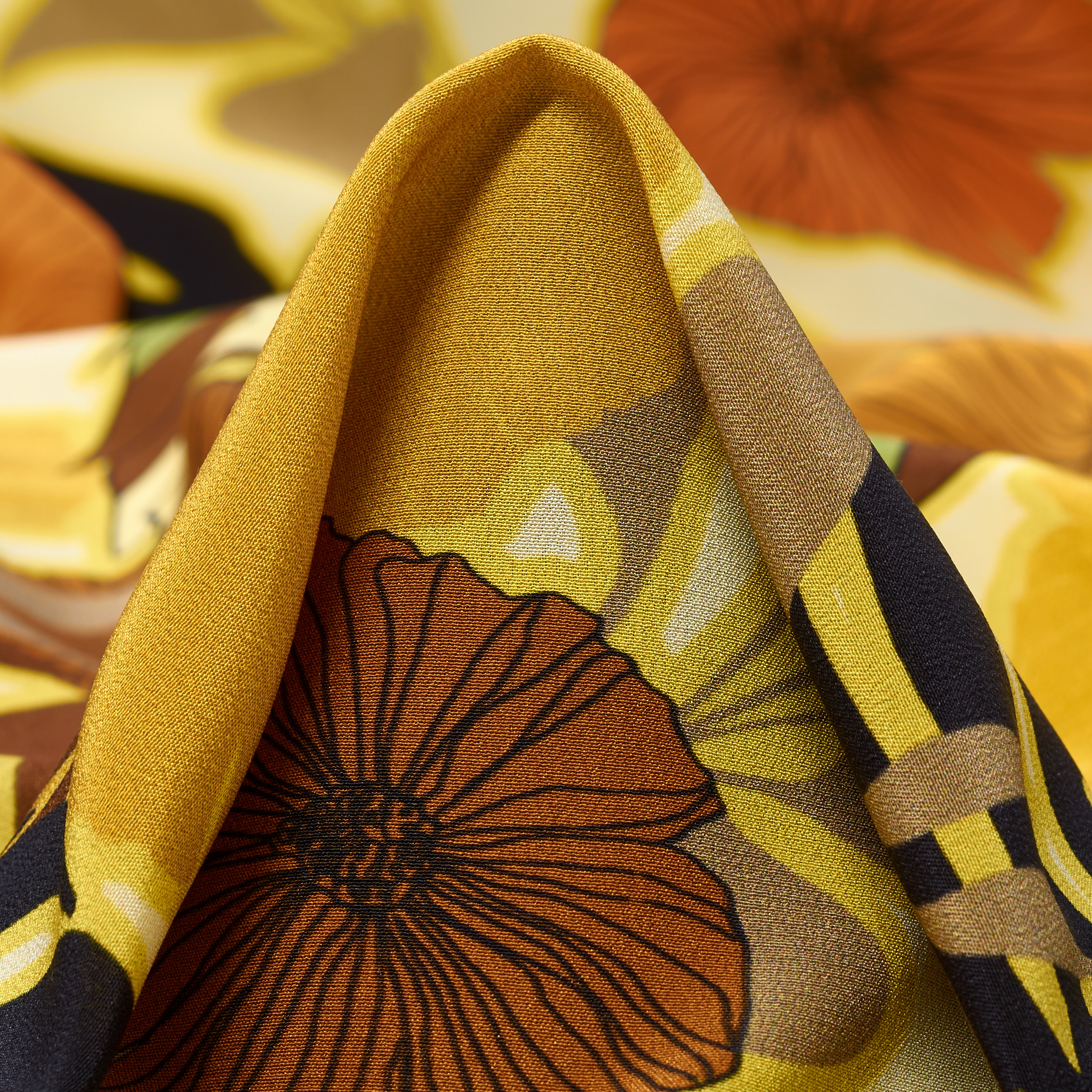 CRÊPE, SILK, PRINTED, ECRU&ORANGE PEPPER (T0000669)