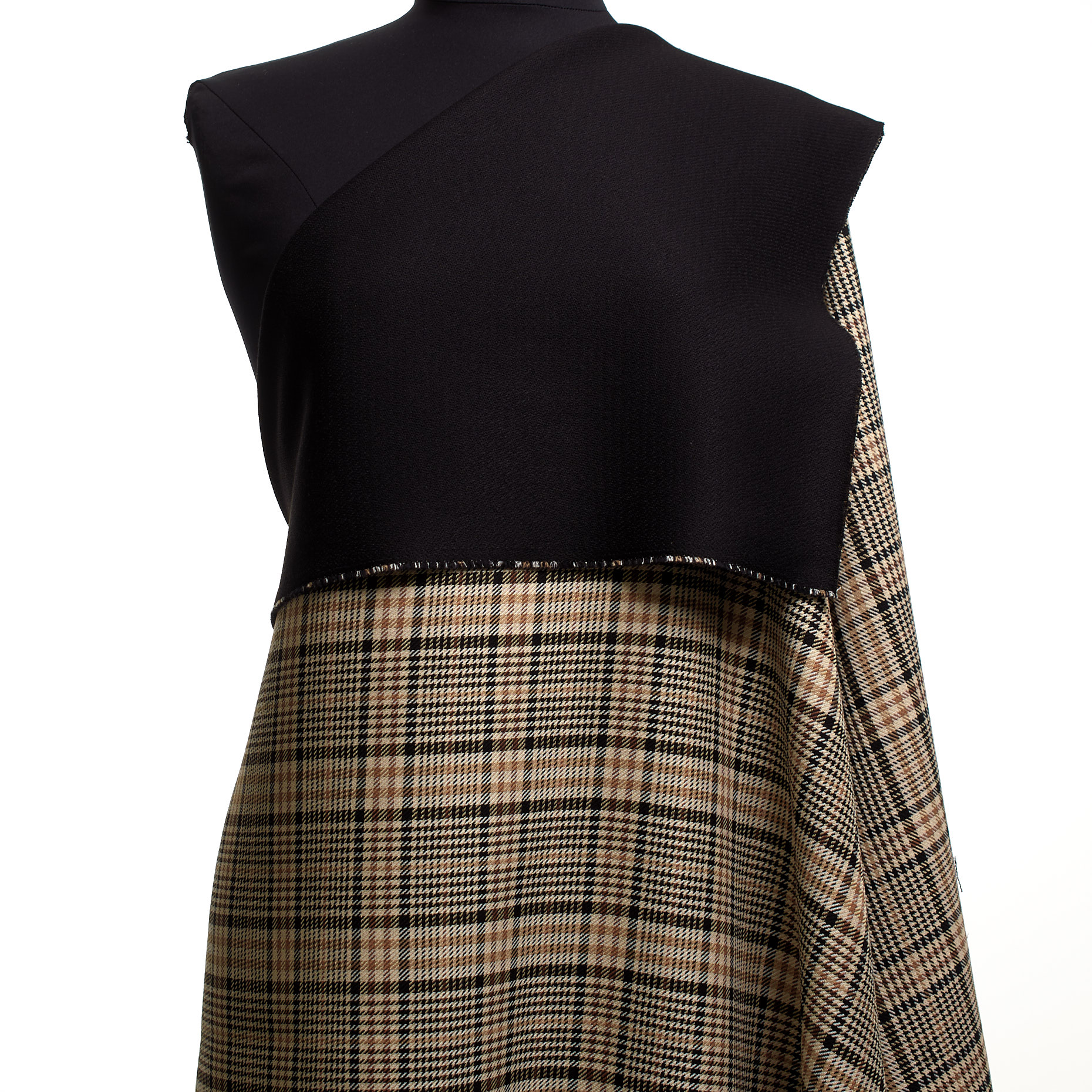 Двойной, Твил, Хлопок, Antique White&Raven Black (F000042401) - Манекен