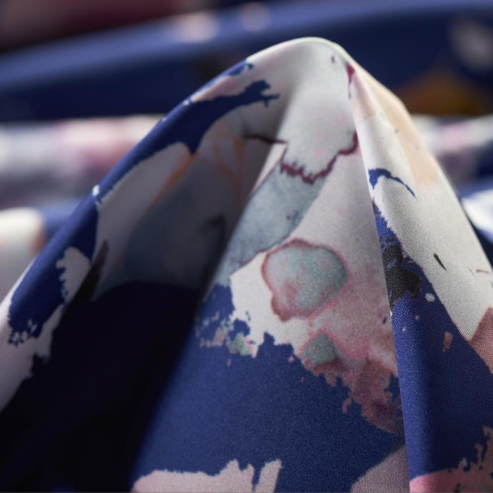 SATIN, PRINTED, DEEP ULTRAMARINE&BRILLIANT WHITE (F000030814)