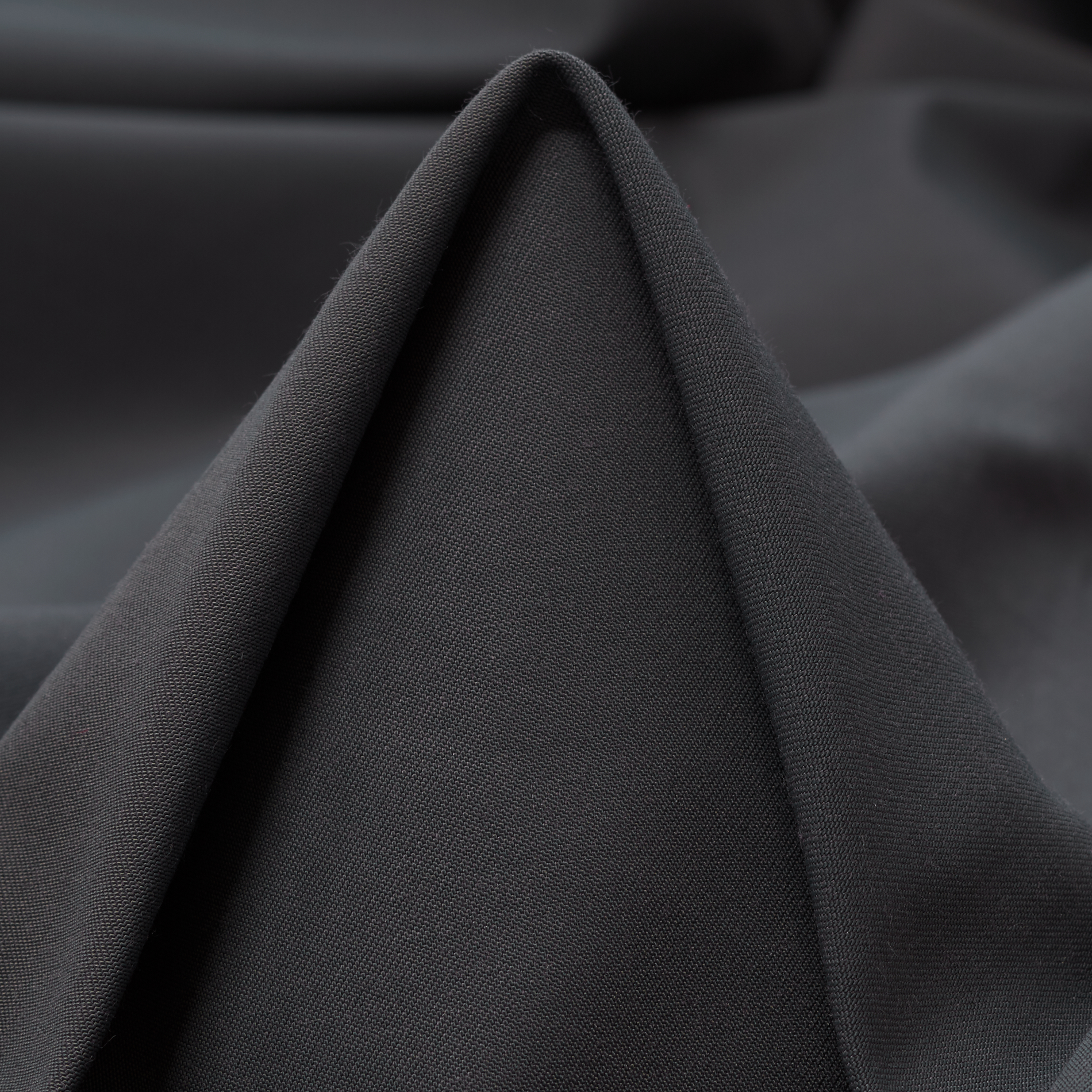 GABARDINE, COTTON BLEND, BI-STRETCH, GRAPHITE GRAY (F000030888)