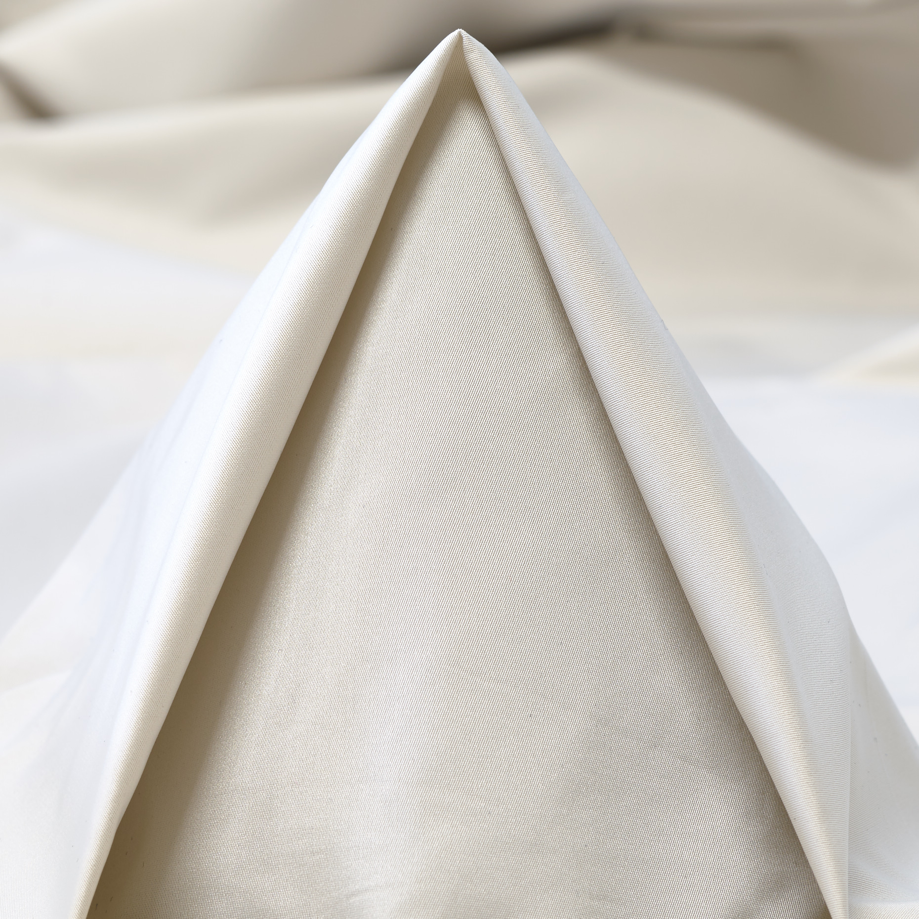 TAFFETA, VAPOROUS GRAY (F000003051)
