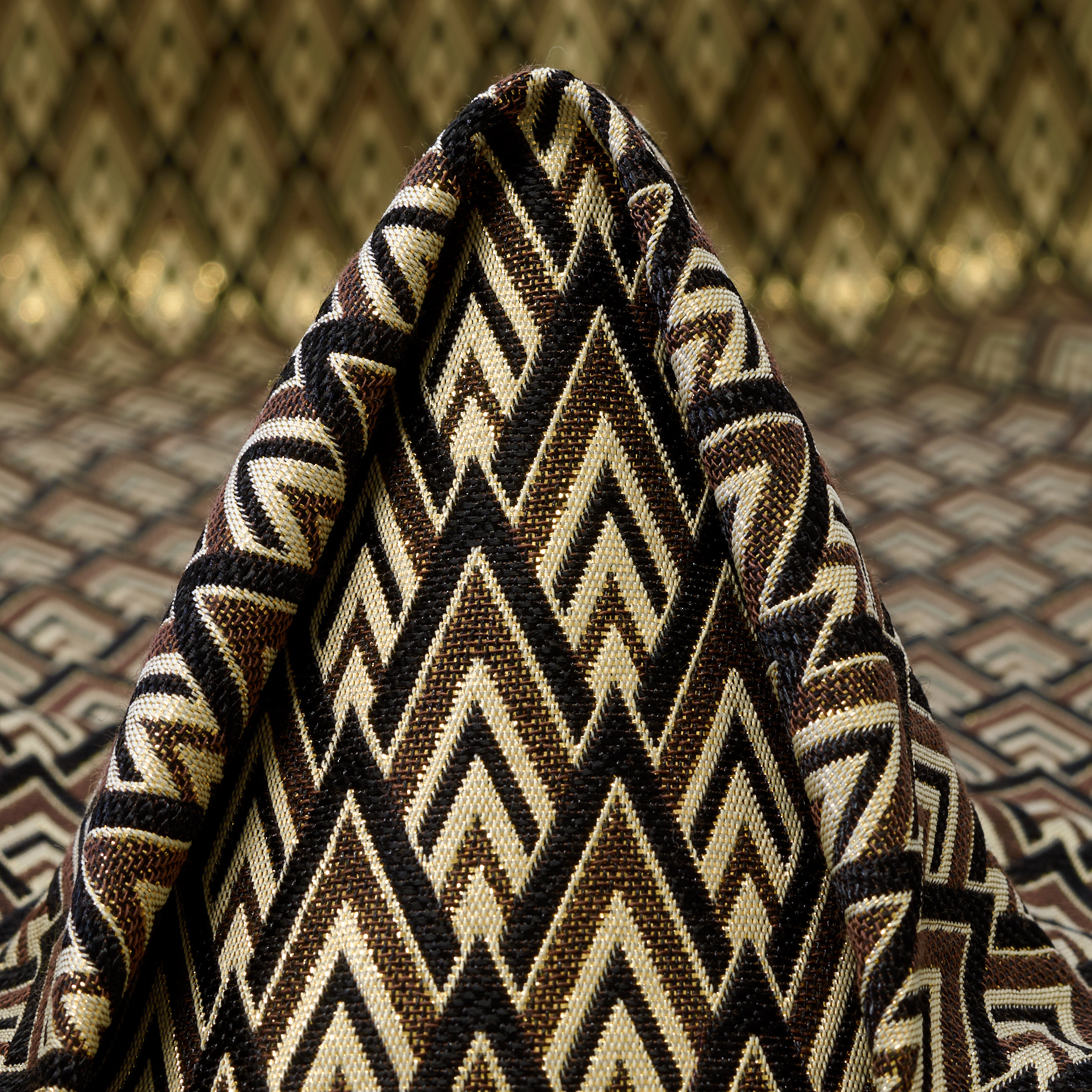 JACQUARD, ACETATE, COTTON BLEND, BONE WHITE&RICH GOLD (P000004780)