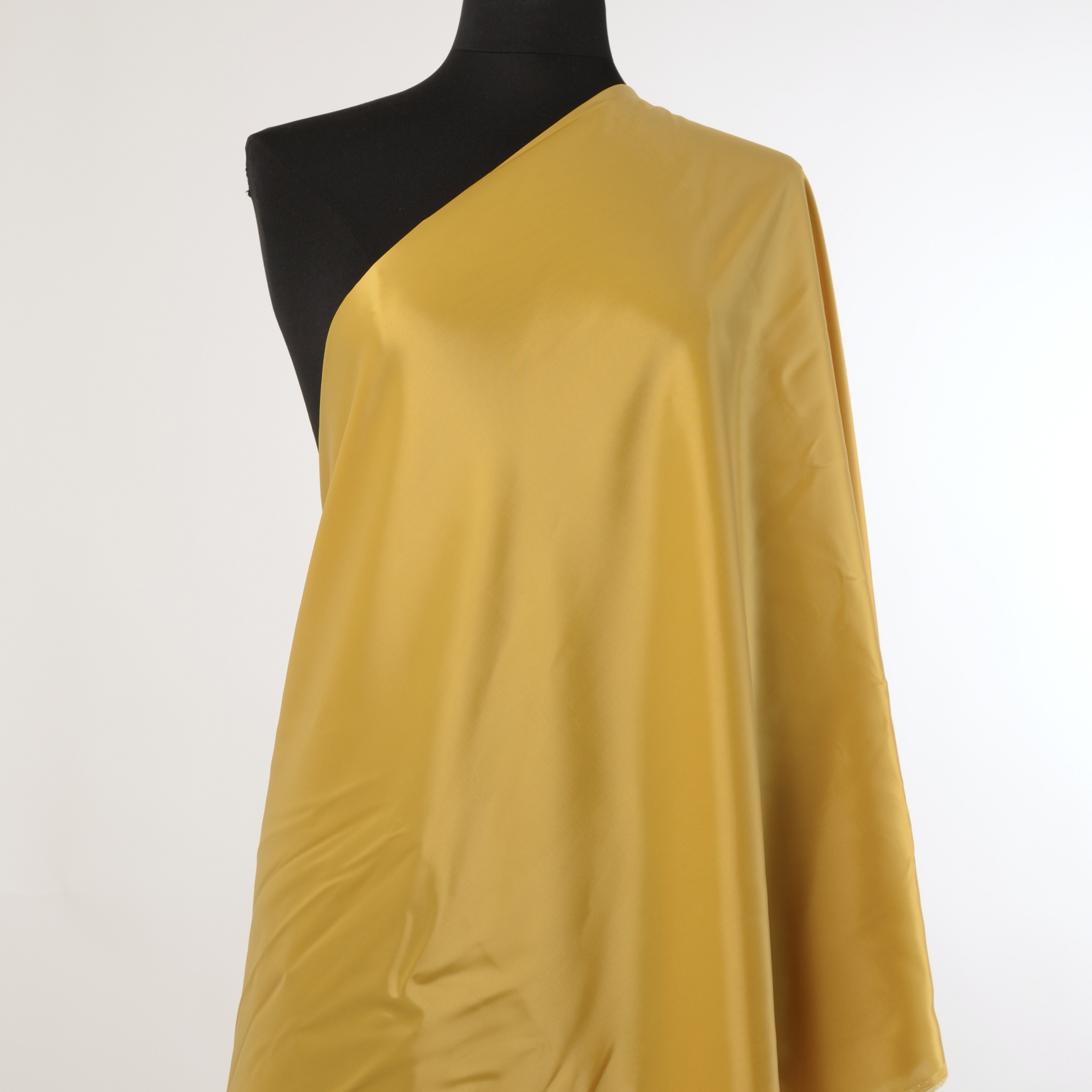 LINING, VISCOSE, CREAM HONEY (F000020226) - Mannequin