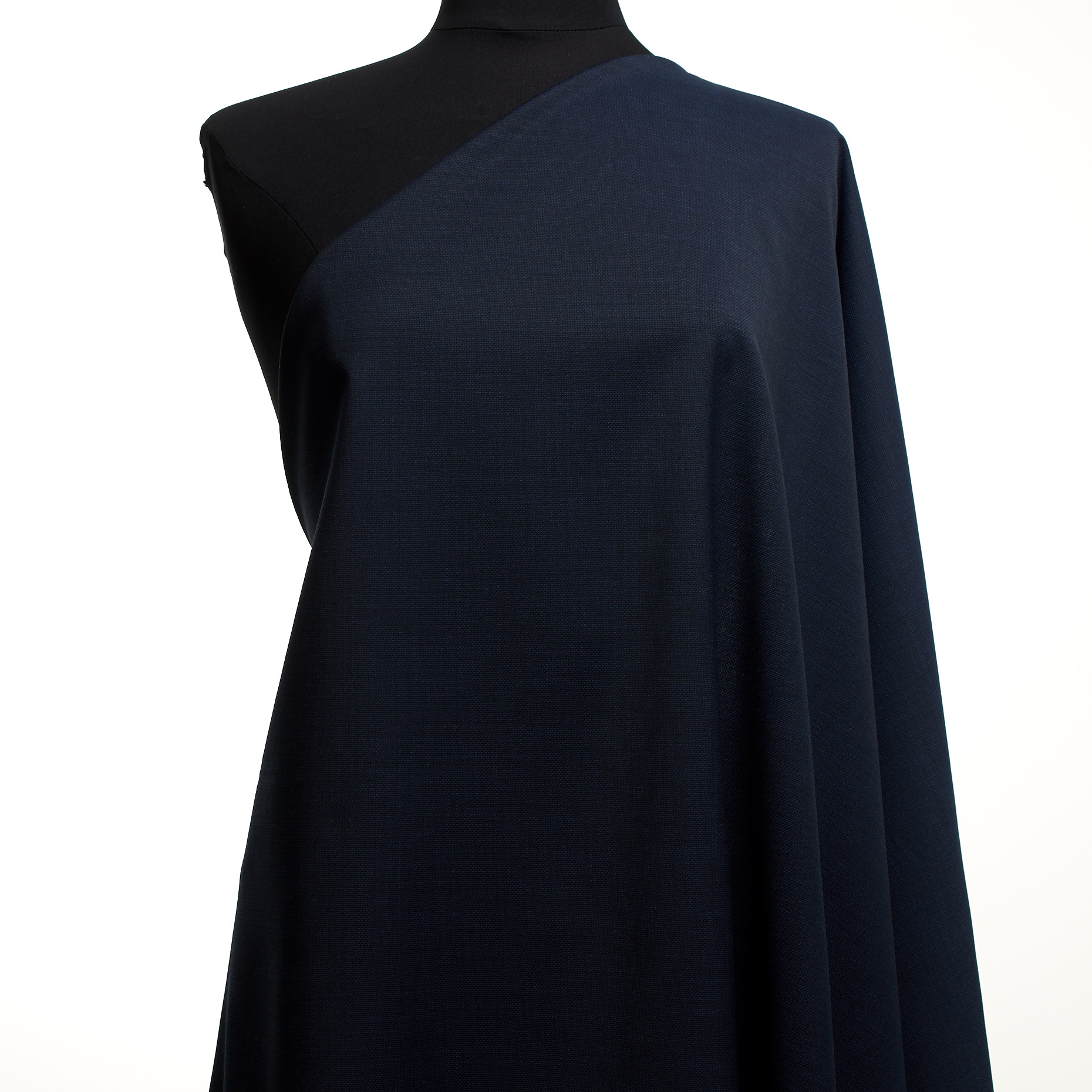 COOL WOOL, VIRGIN WOOL, MICRO DESIGN, PARISAN NIGHT (F000047483) - Mannequin