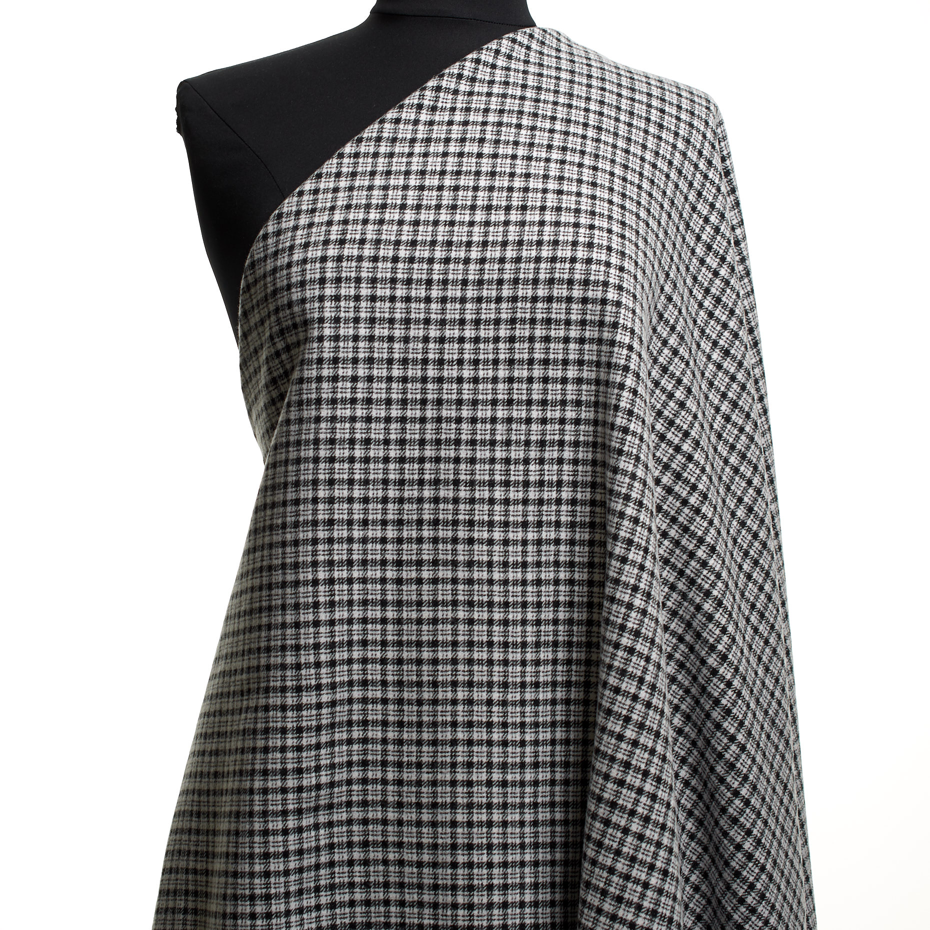 Смесовая шерсть, Хлопок Смесовый, Самородок, Raven Black&Nimbus Cloud (F000044183) - Манекен