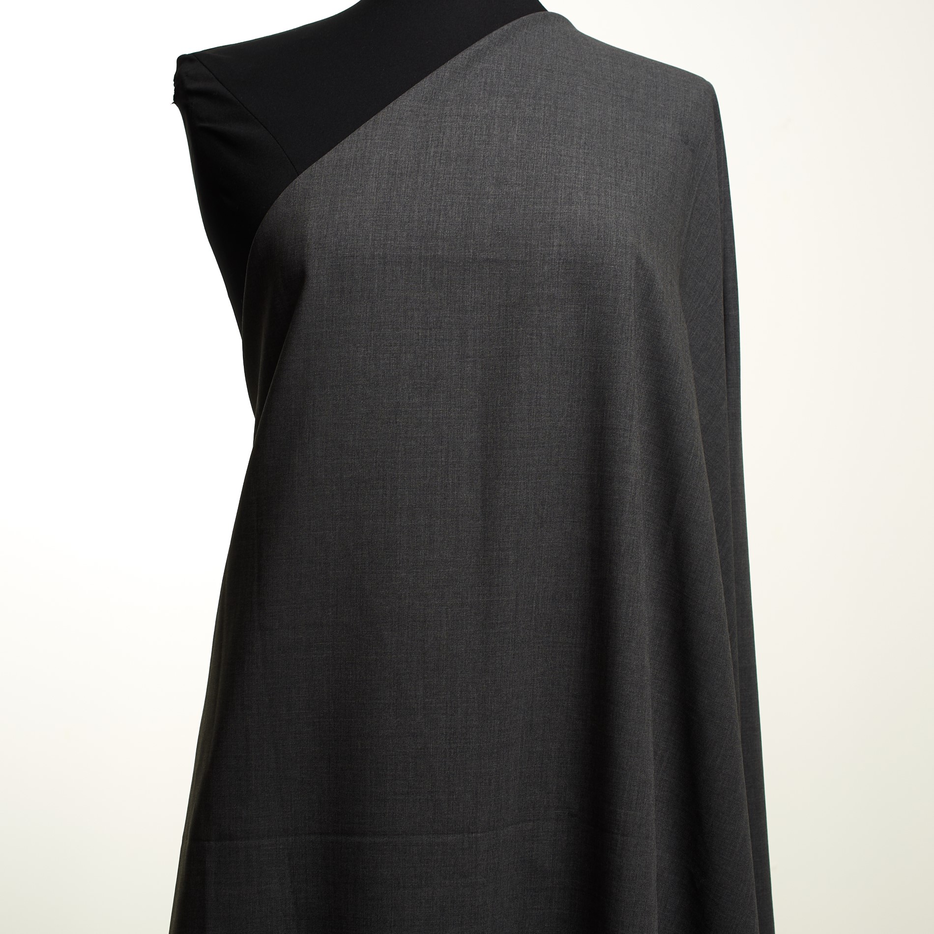 Тонкая Шерсть, Шерсть Виргинская, Меланж, Dark Shadow (F000032511) - Манекен