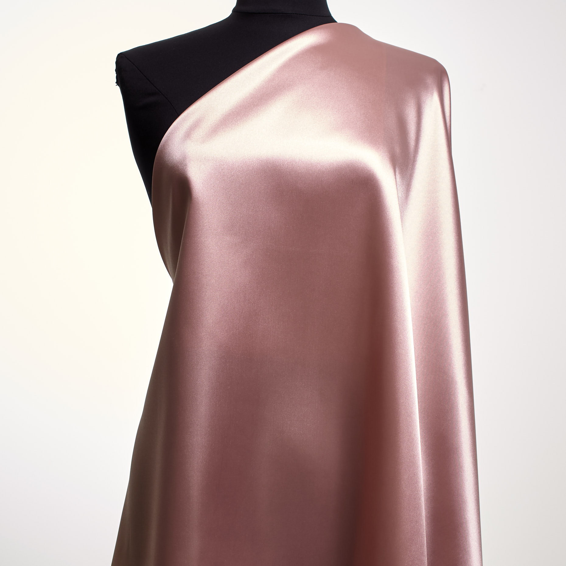 Duchesse, Błyszczący, Peach Whip (F000043533) - Manekin