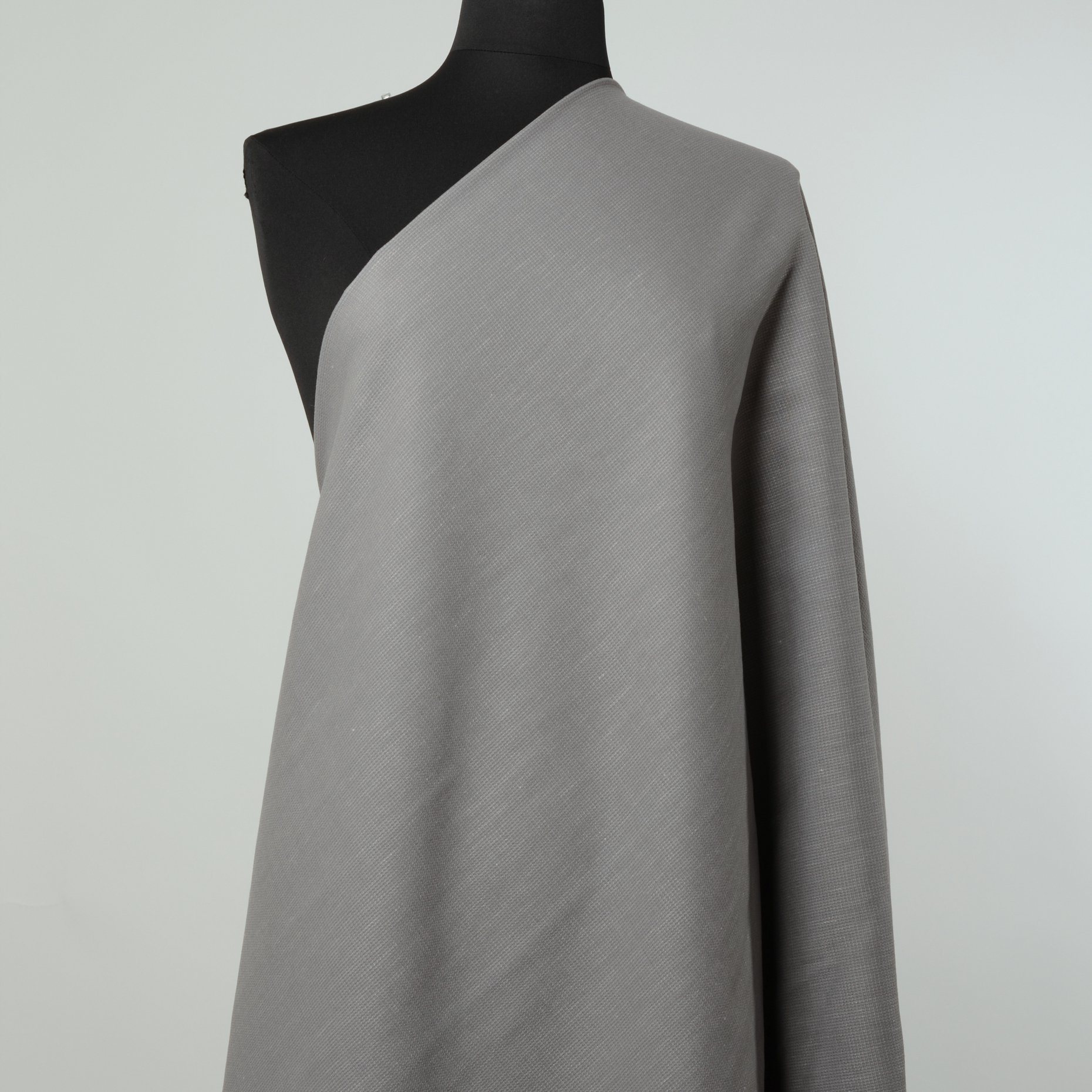 Laine Légère, Lin, Micro Design, Chiseled Stone (F000017693) - Mannequin