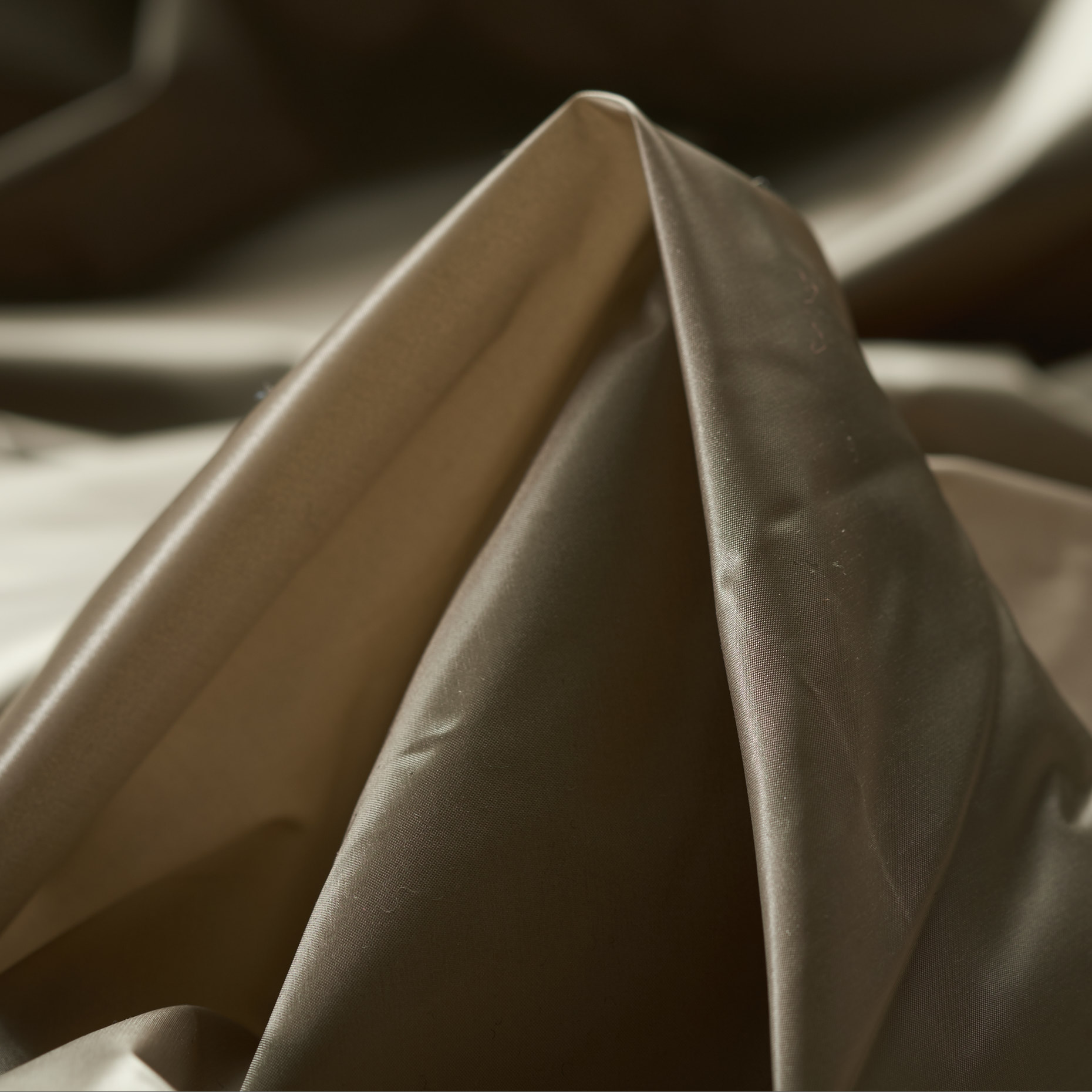OUTDOOR, NYLON, SHINY, DUSTY TAUPE (F000023024)