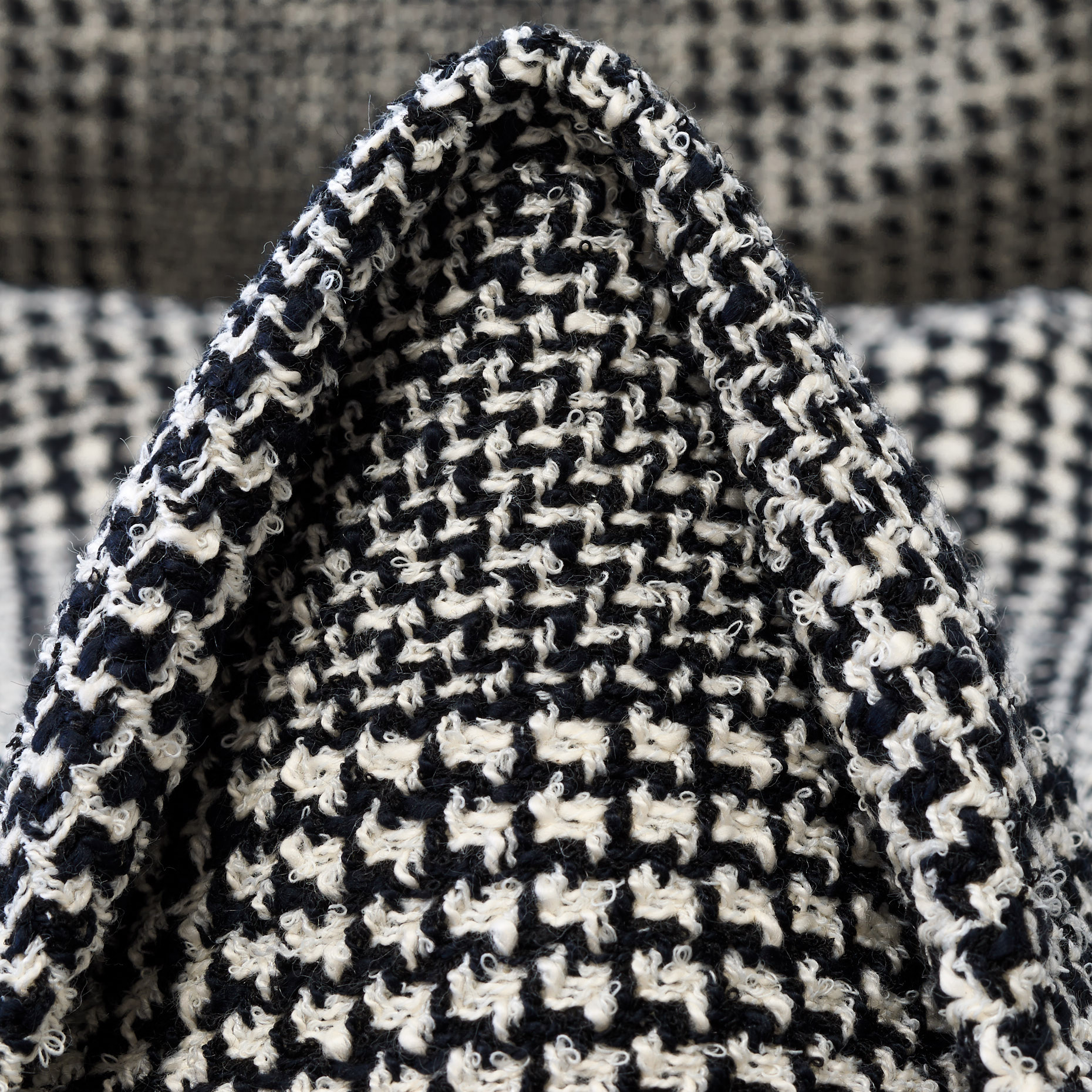 BOUCLÉ, COTTON BLEND, CHECK, RAVEN BLACK&SNOW WHITE (F000045384)