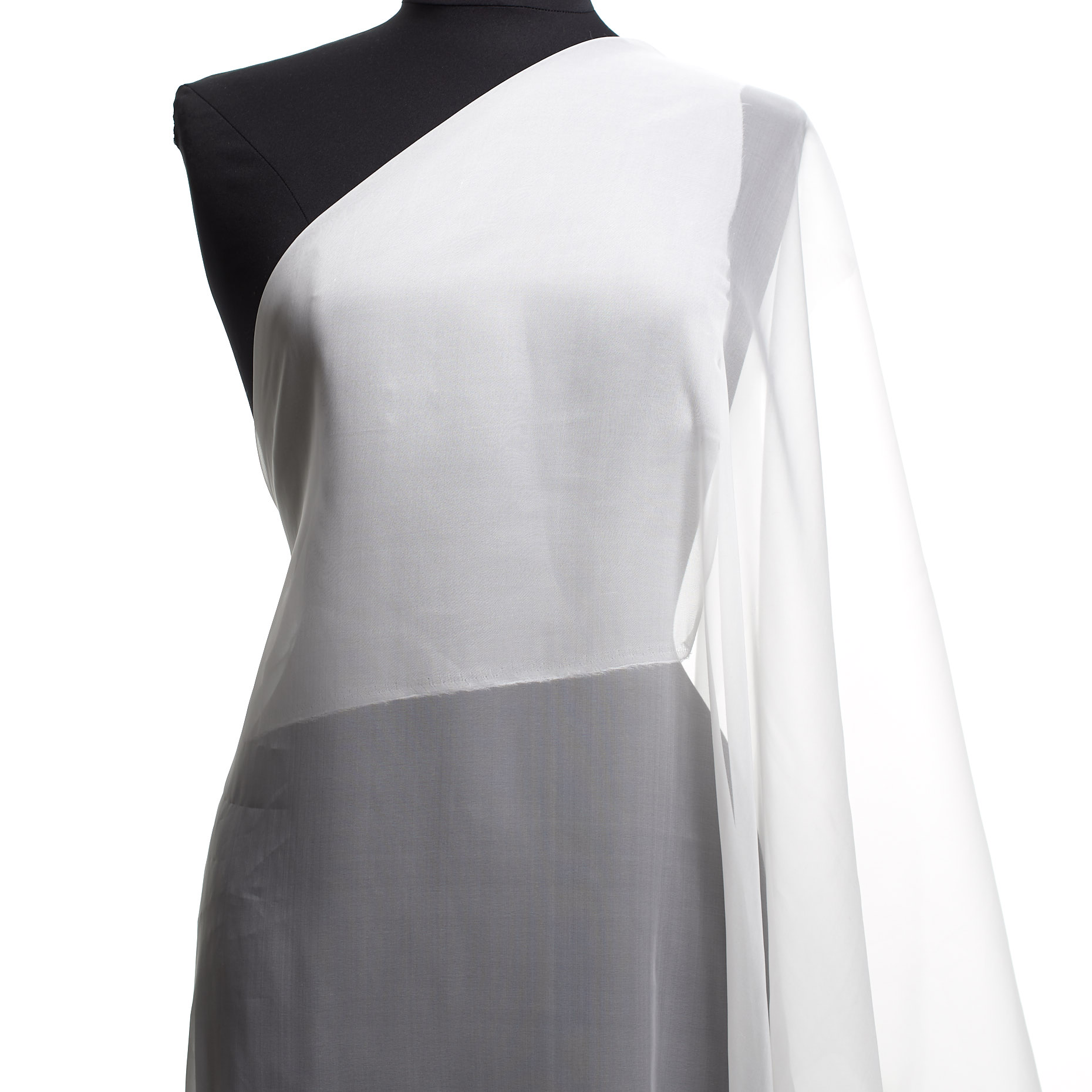 Chiffon, Seide, Brilliant White (F000039295) - Schaufensterpuppe