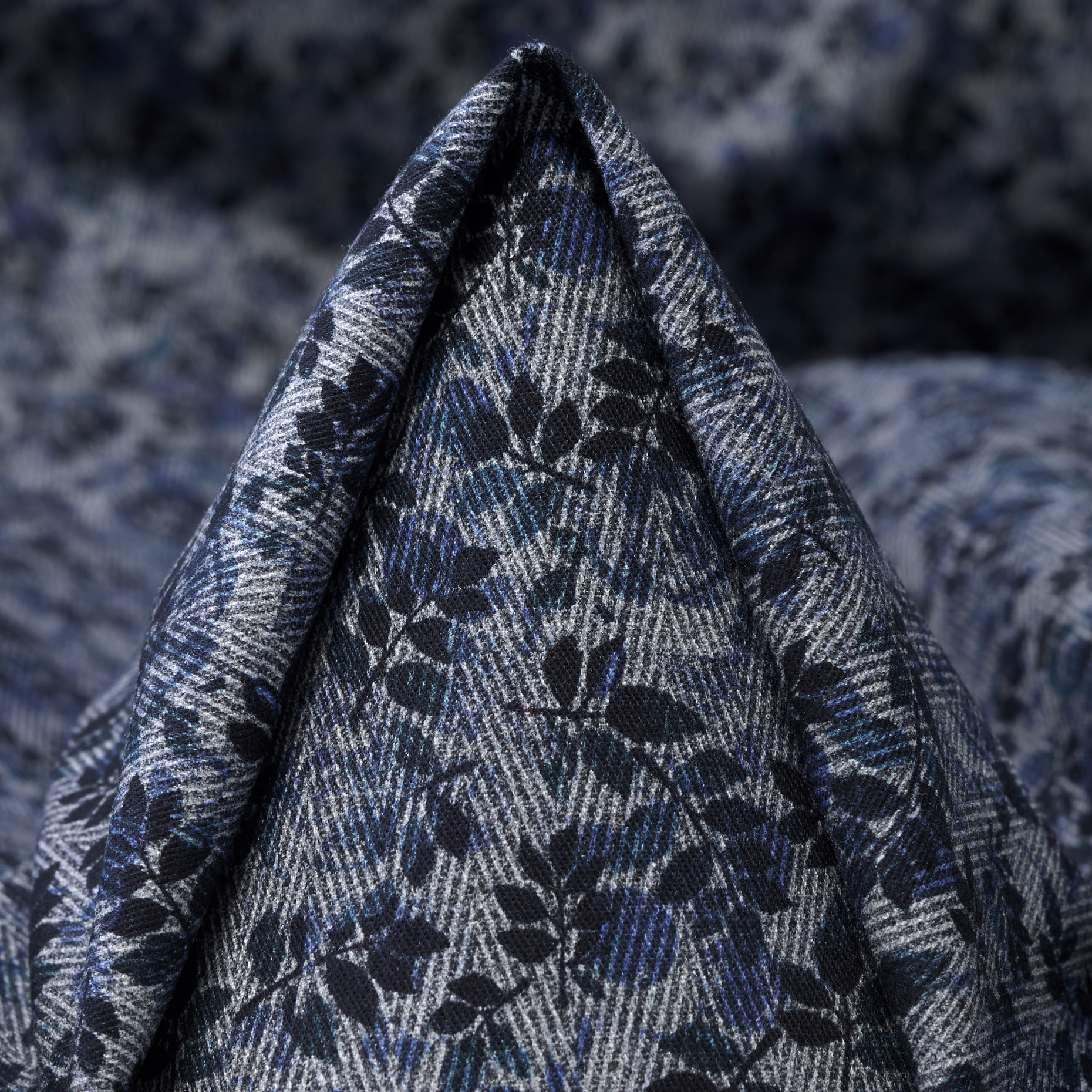 TWILL, COTTON, FLORAL, RAIN WASHED (F000044637)