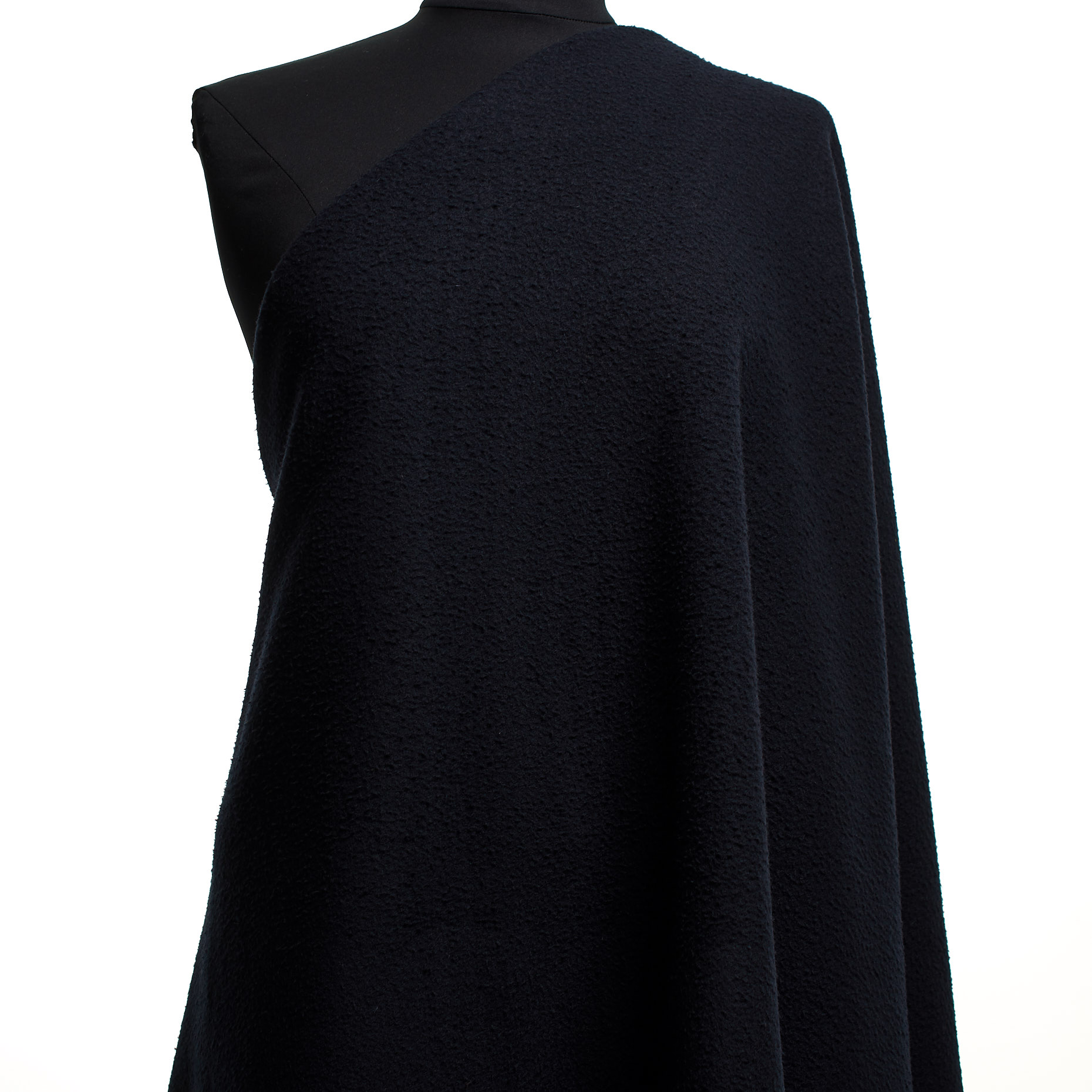 Варёная Шерсть, Шерсть Виргинская, Dark Sapphire (F000044758) - Манекен