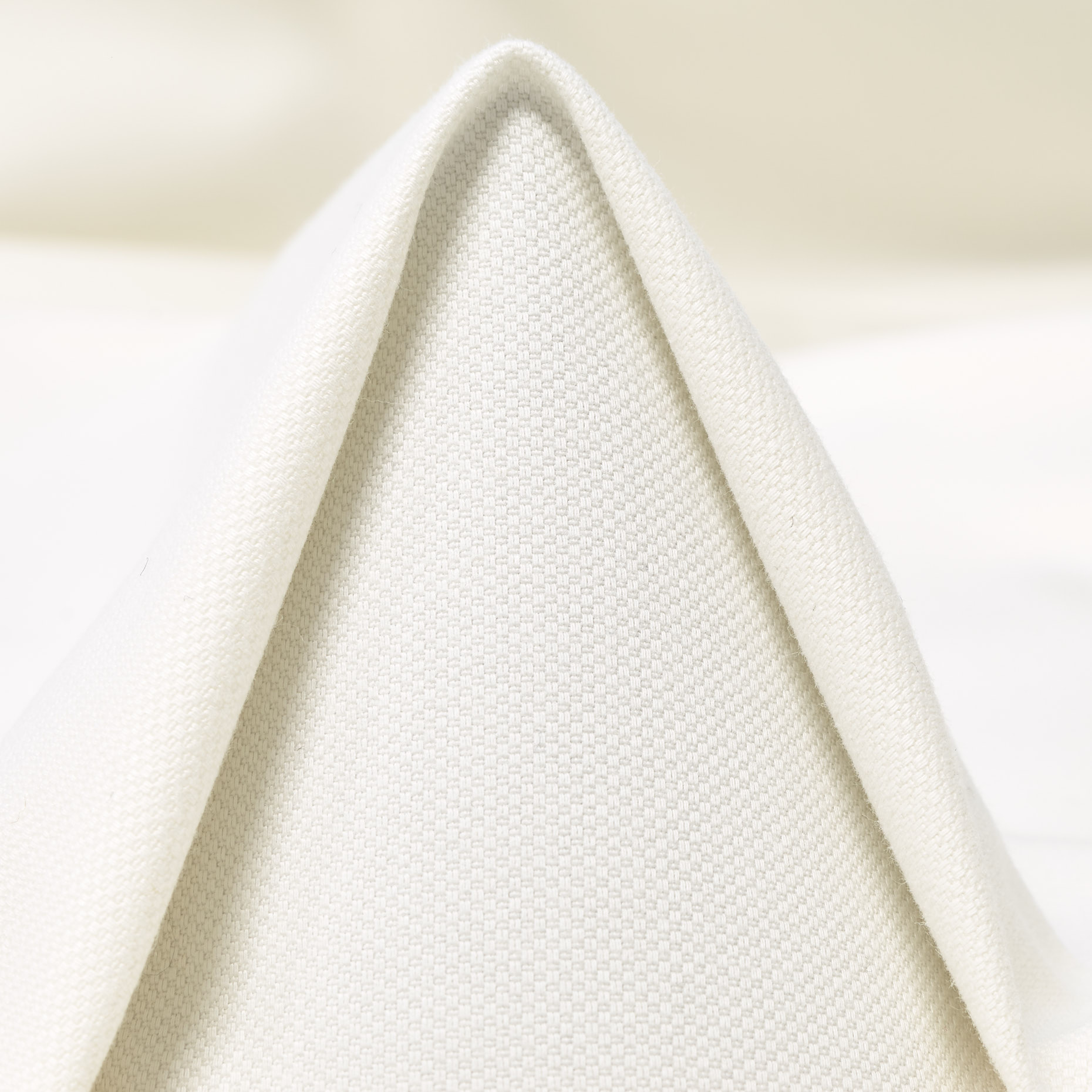 PIQUÉ, COTTON, ELASTIC, BRILLIANT WHITE (F000044568)