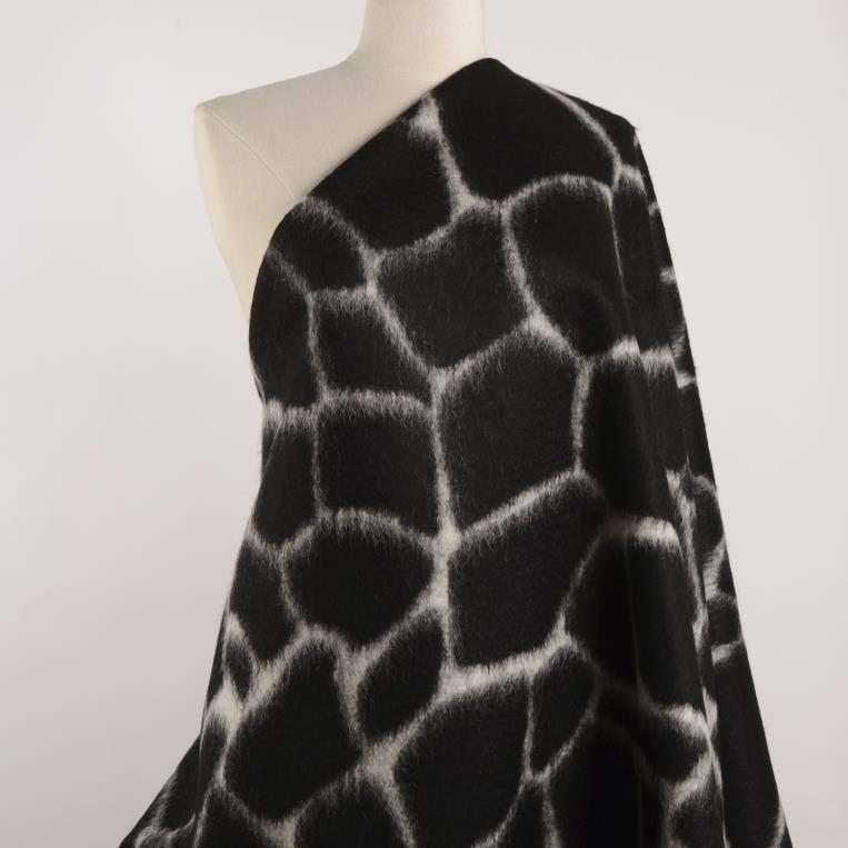 Jersey, Mohair, Raven Black (F000030983) - Maniquí