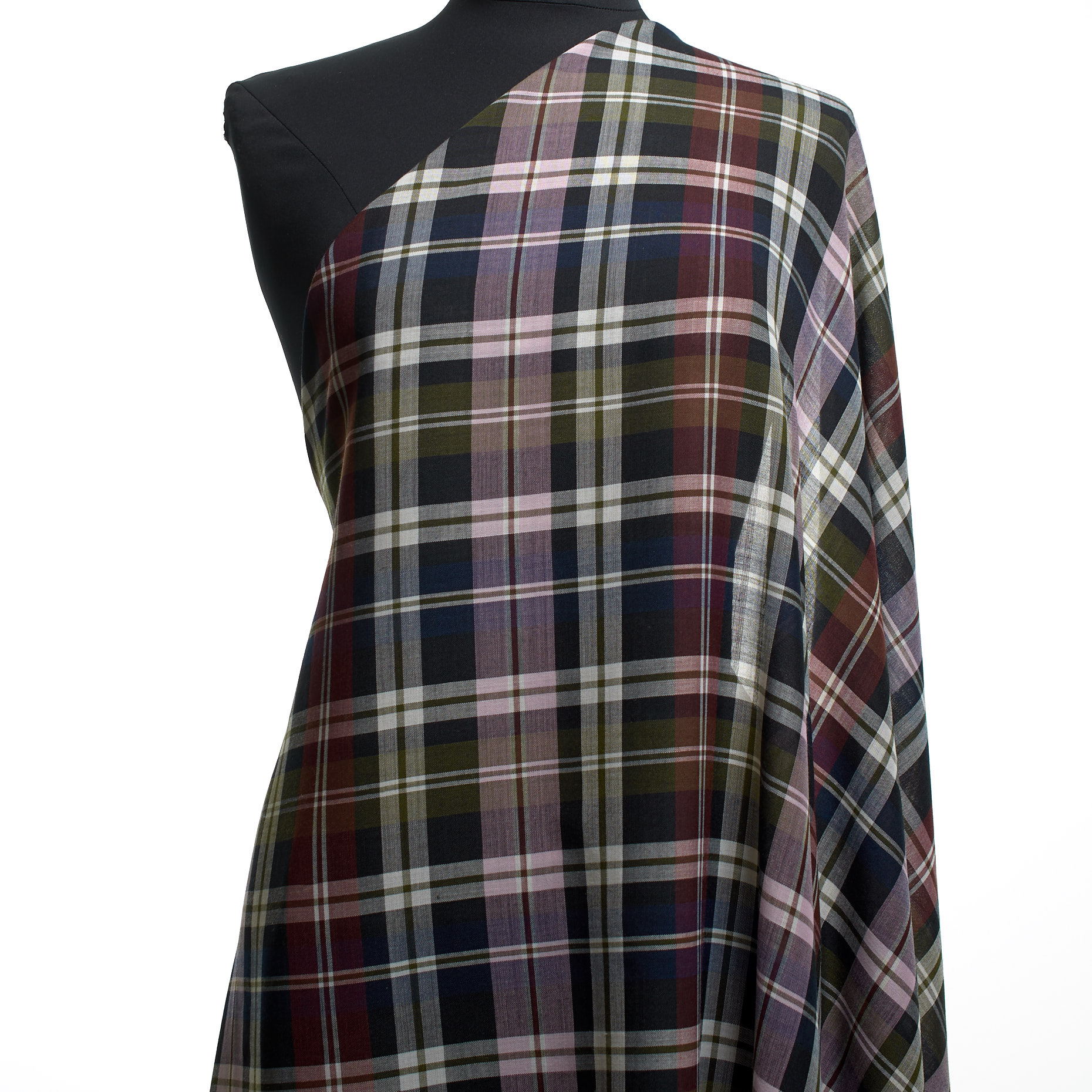 COOL WOOL, VIRGIN WOOL, TRANSPARENT, BLUSHING BRIDE&BURNT OLIVE (F000041578) - Mannequin