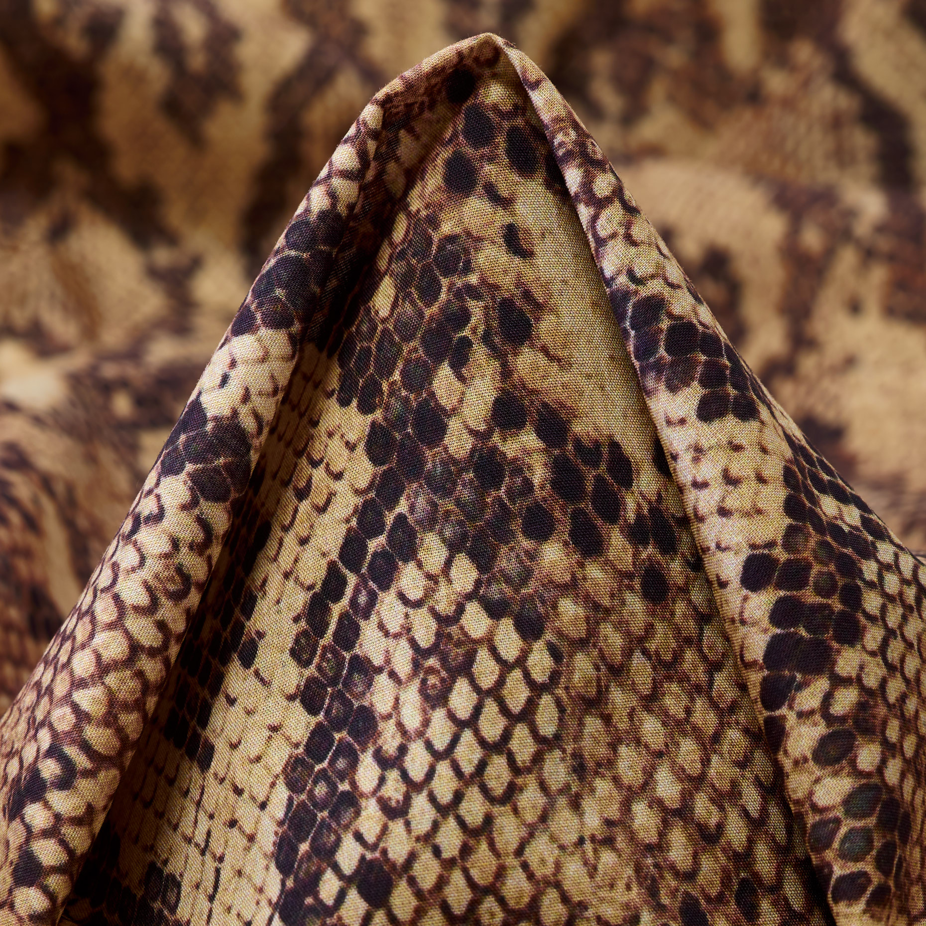 LIGHT COTTON, PRINTED, ANIMAL, SAND&MAPLE SYRUP (F000043894)