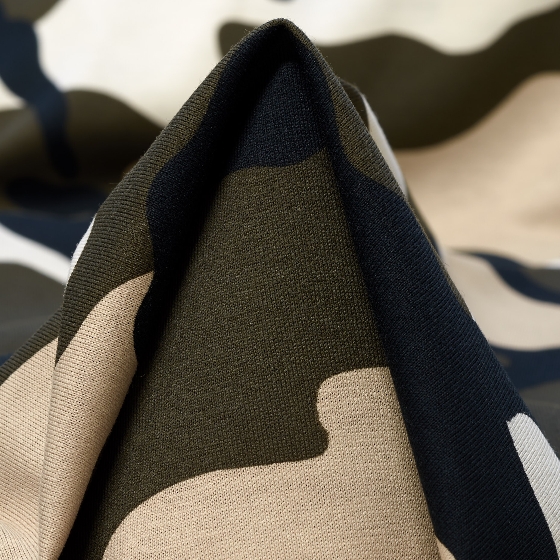 SINGLE JERSEY, COTTON, CAMOUFLAGE, ALMOND&SNOW WHITE