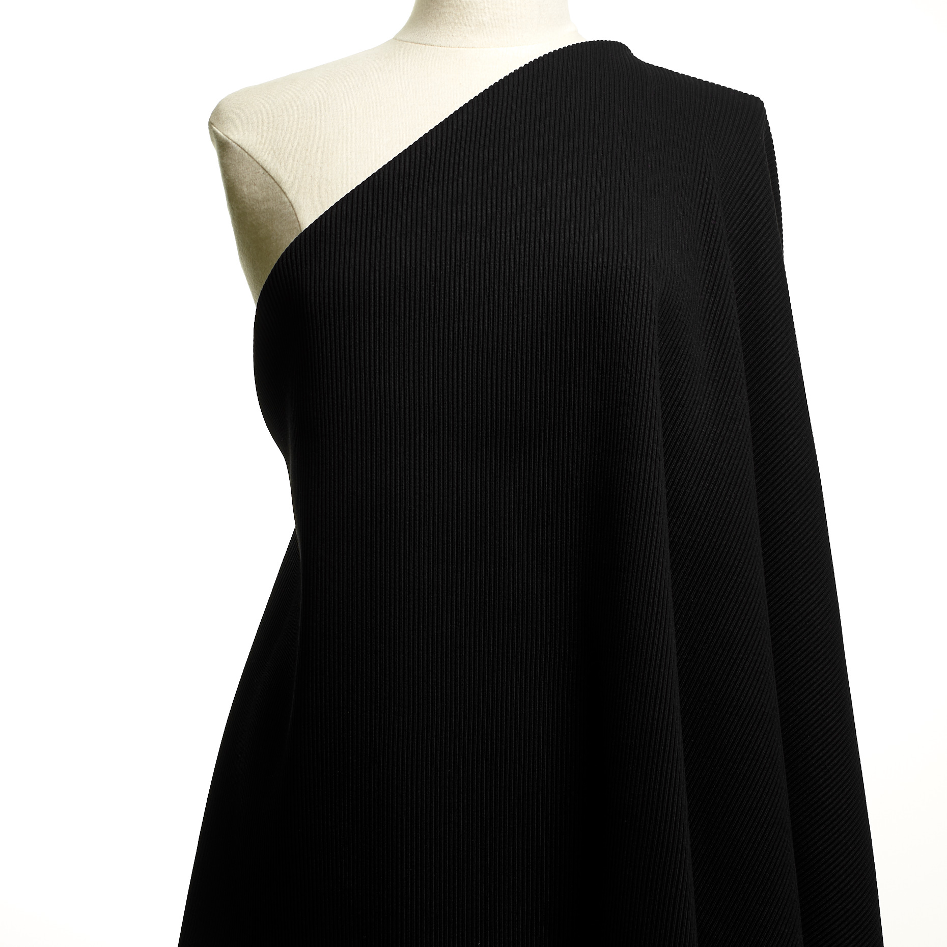 RIB JERSEY, COTTON, STIFF, RAVEN BLACK (F000049032) - Mannequin