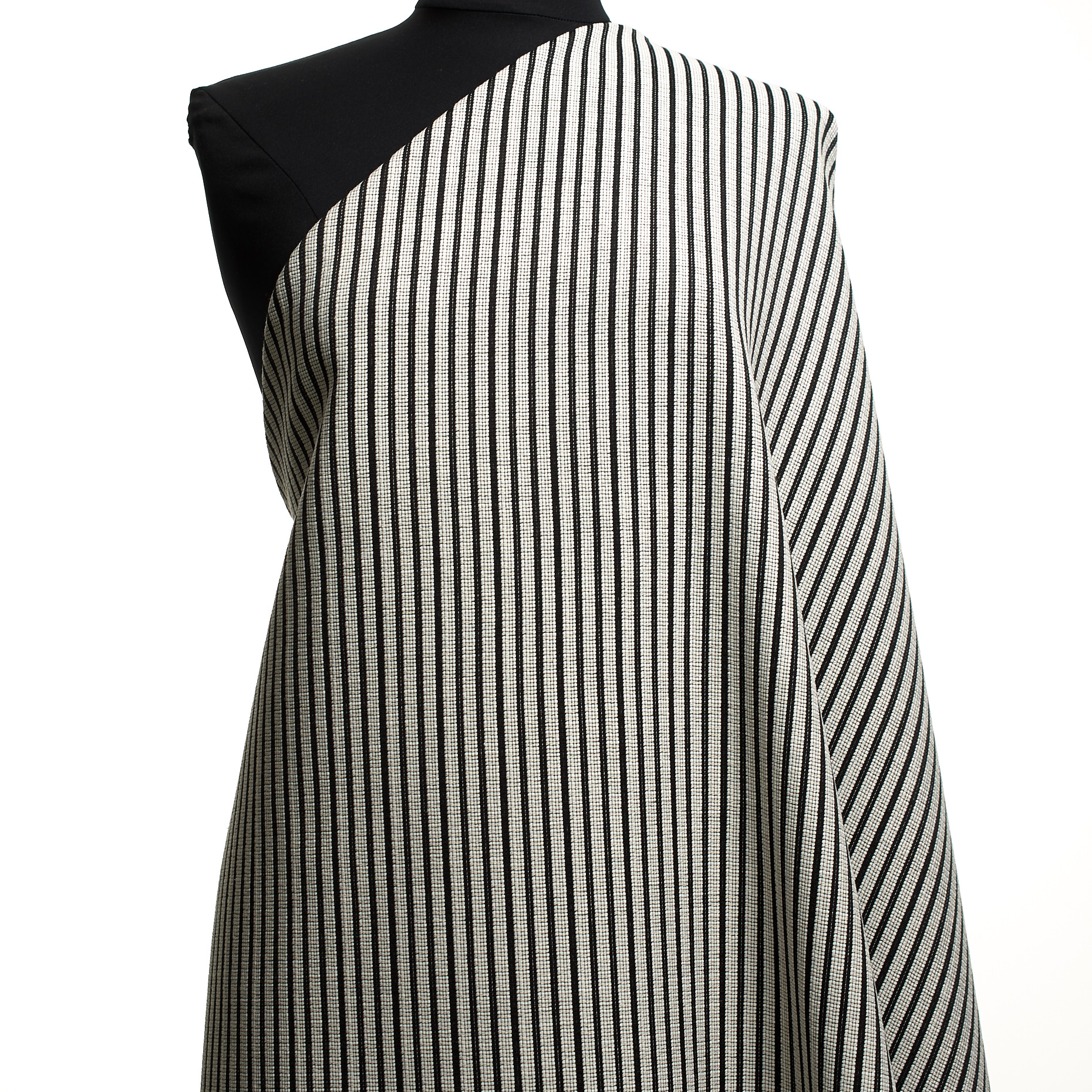 Jacquard, Double, Ivory&Raven Black (F000027131) - Schaufensterpuppe