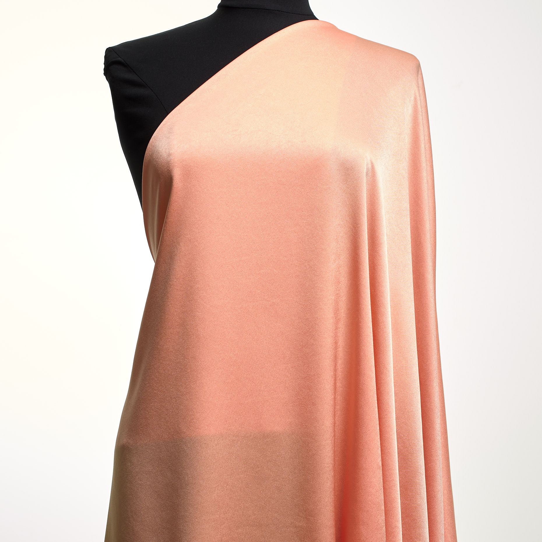 CRÊPE, SATIN, TRIACETATE, PALE PEACH (F000046257) - Mannequin