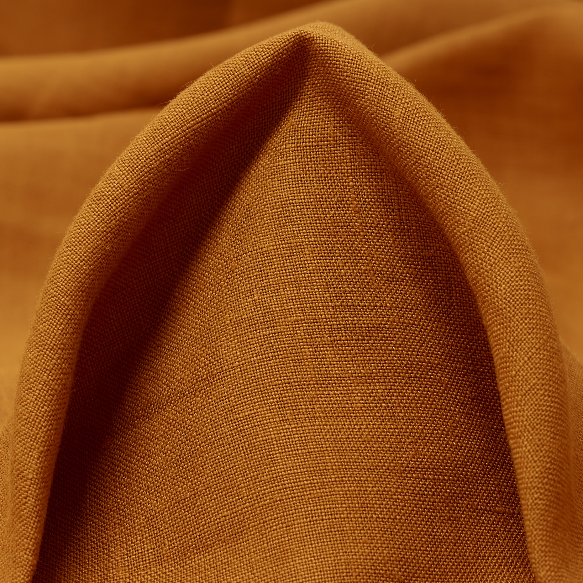 BATISTE, LINEN, BURNT ORANGE (T0000473)