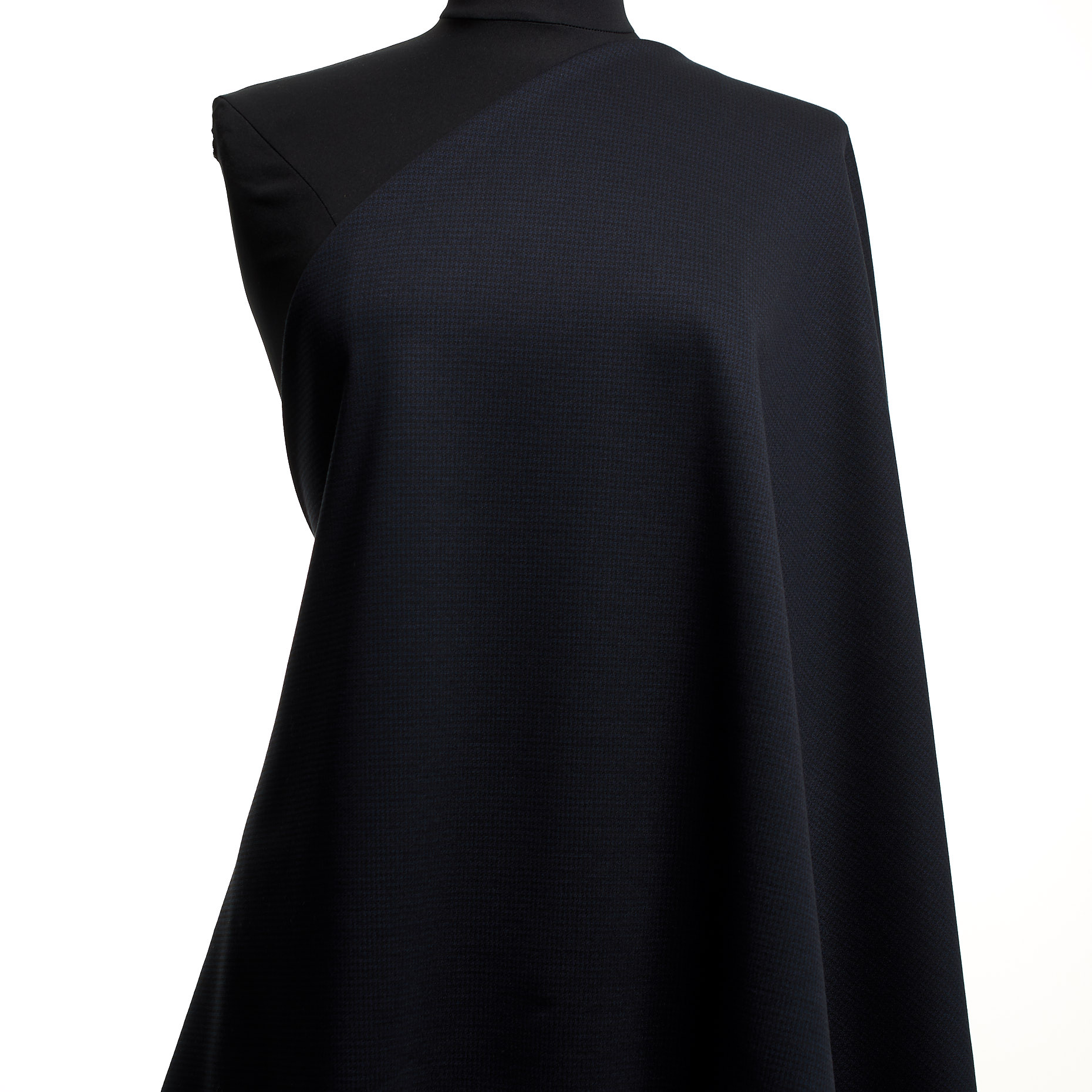 Jersey, Viskose, Micro Design, Blue Indigo&Raven Black (F000044907) - Schaufensterpuppe