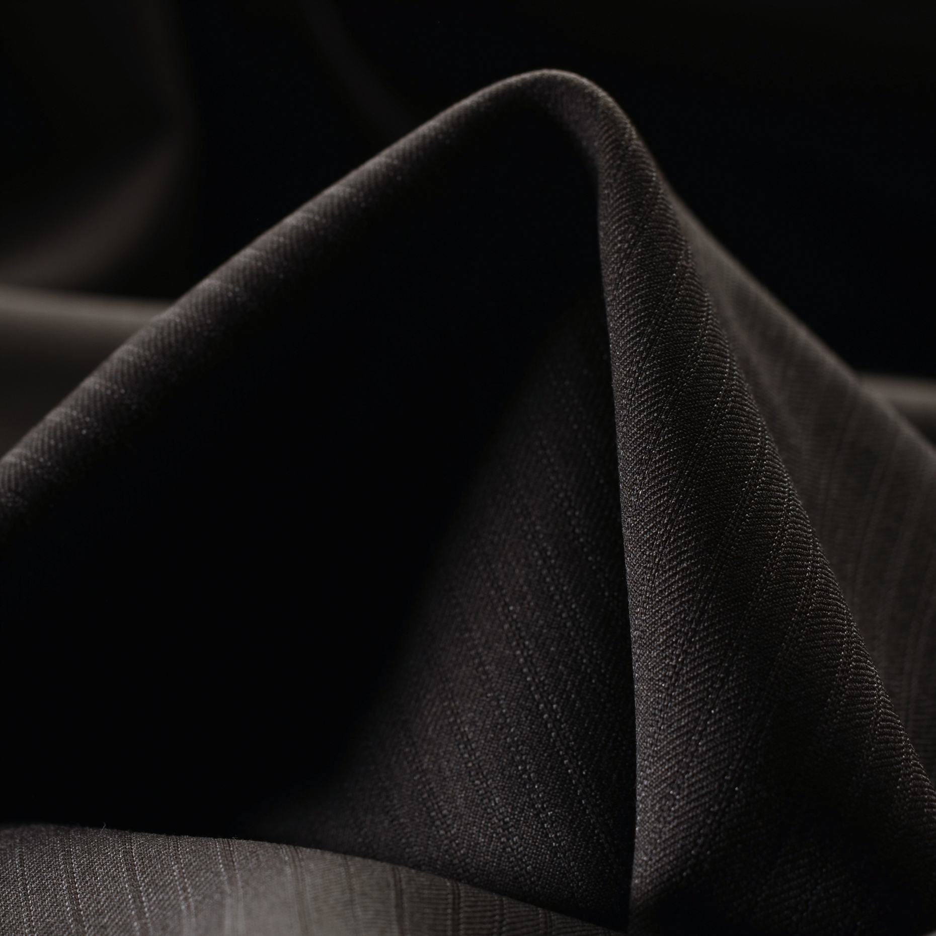COOL WOOL, VIRGIN WOOL, PINSTRIPES, VOLCANIC ASH (F000006047)