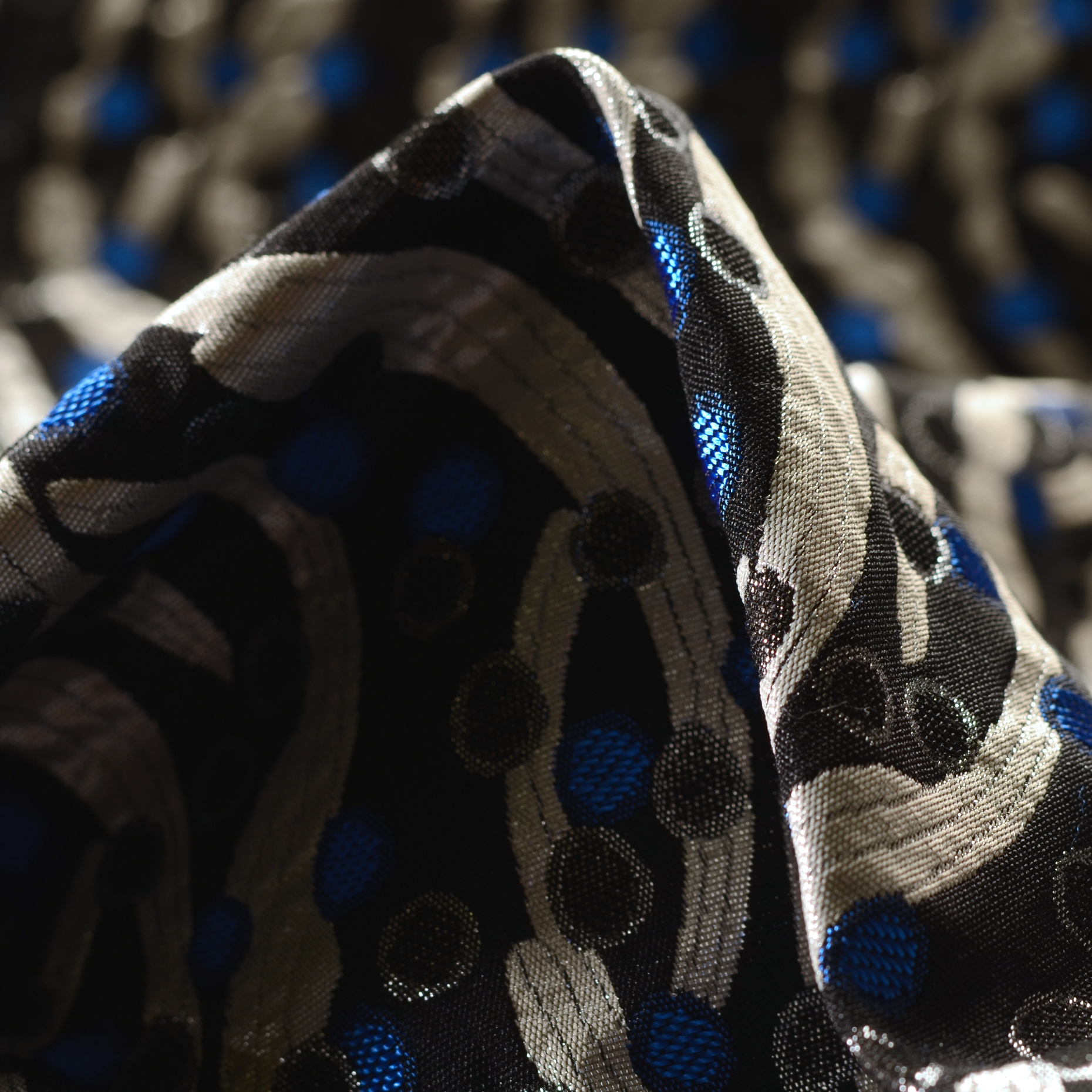 JACQUARD, LUREX, LAPIS BLUE&IVORY (F000030467)