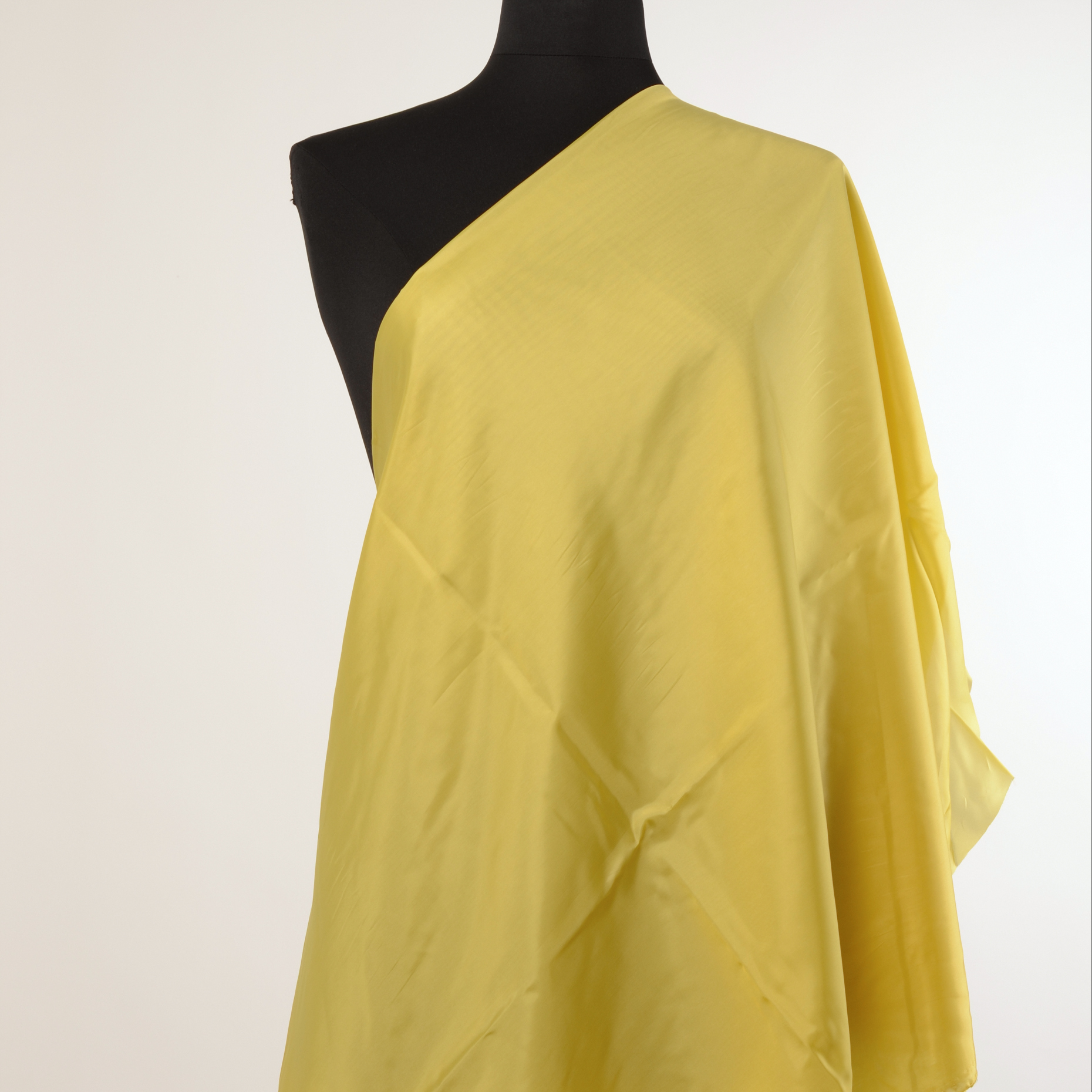 CUPRO, LINING, LEMON ZEST (F000003775) - Mannequin