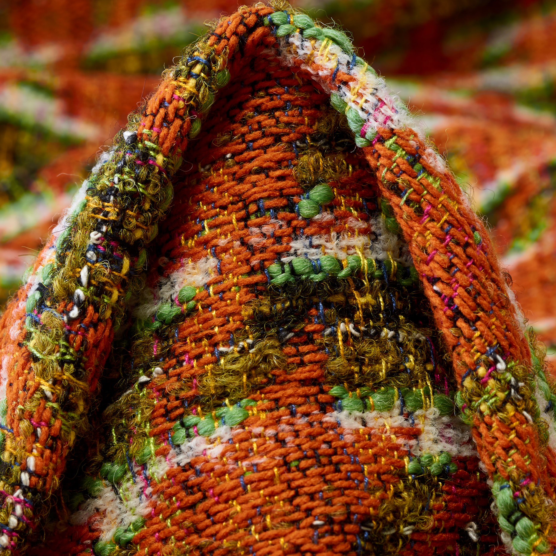 BOUCLÉ, CHANEL, DUSTY ORANGE&GRASS GREEN (P000002900)