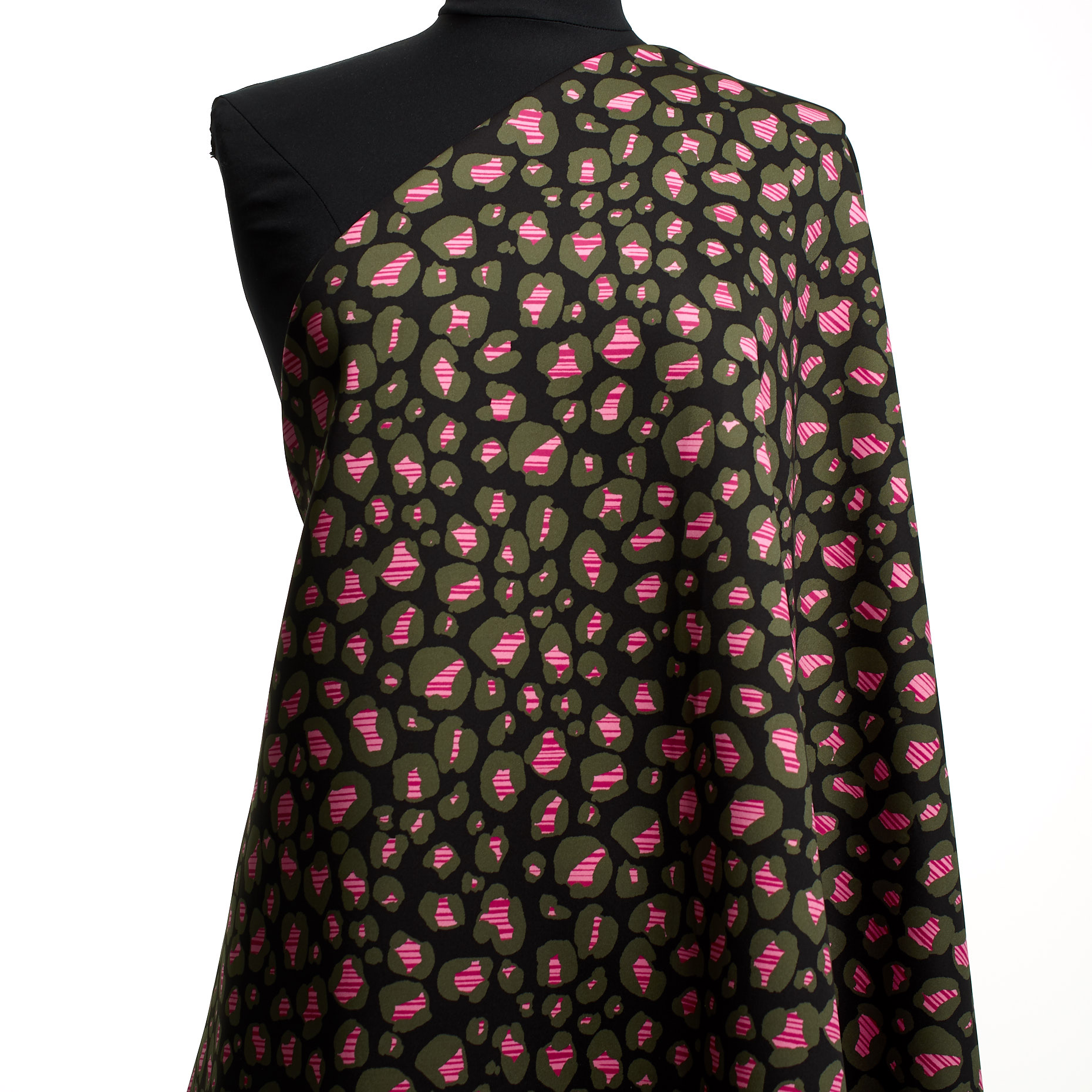 Techno Jersey, Imprimé, Haute Elasticité, Raven Black&Fuchsia Pink (F000046242) - Mannequin