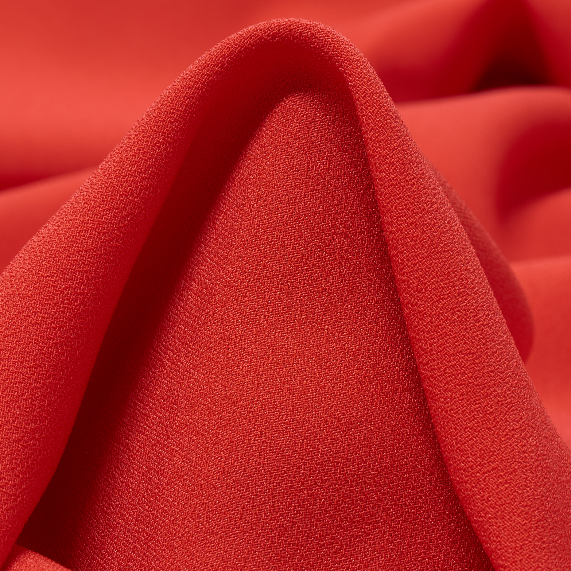 CRÊPE, SATIN, FIERY RED (F000038326)