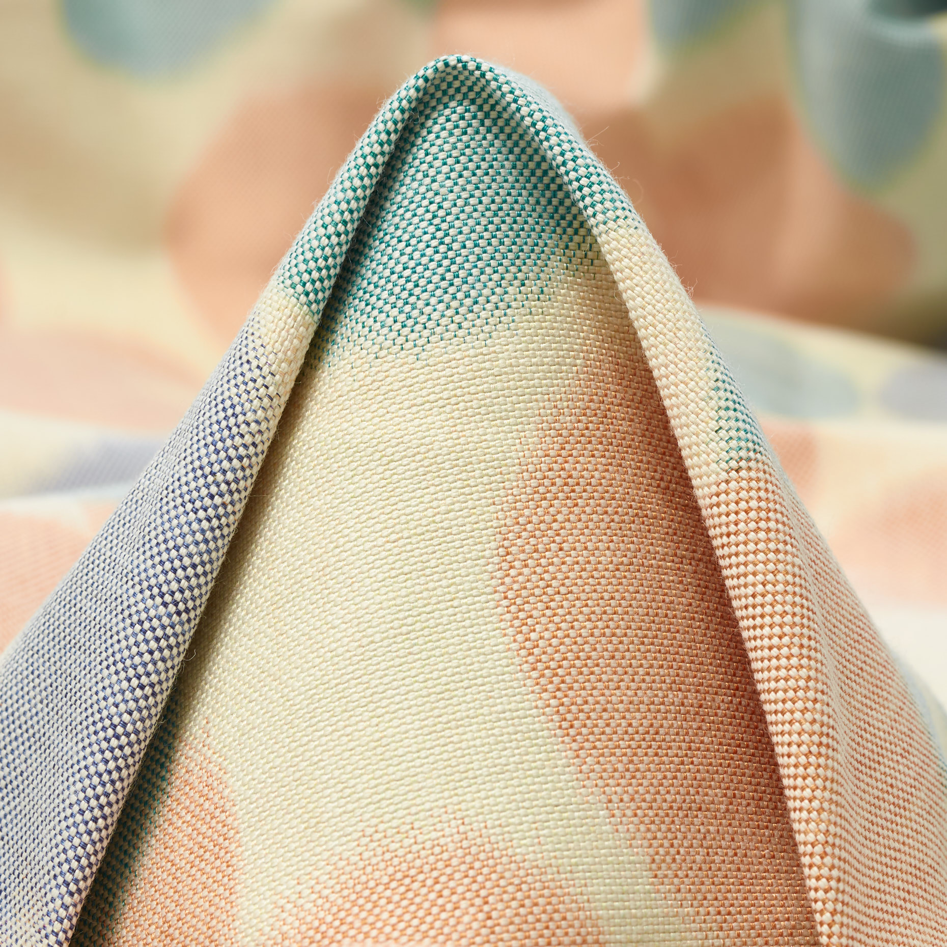 JACQUARD, CHINÉ, FLORAL, PEARLED IVORY&GRAYED JADE (P000003000)