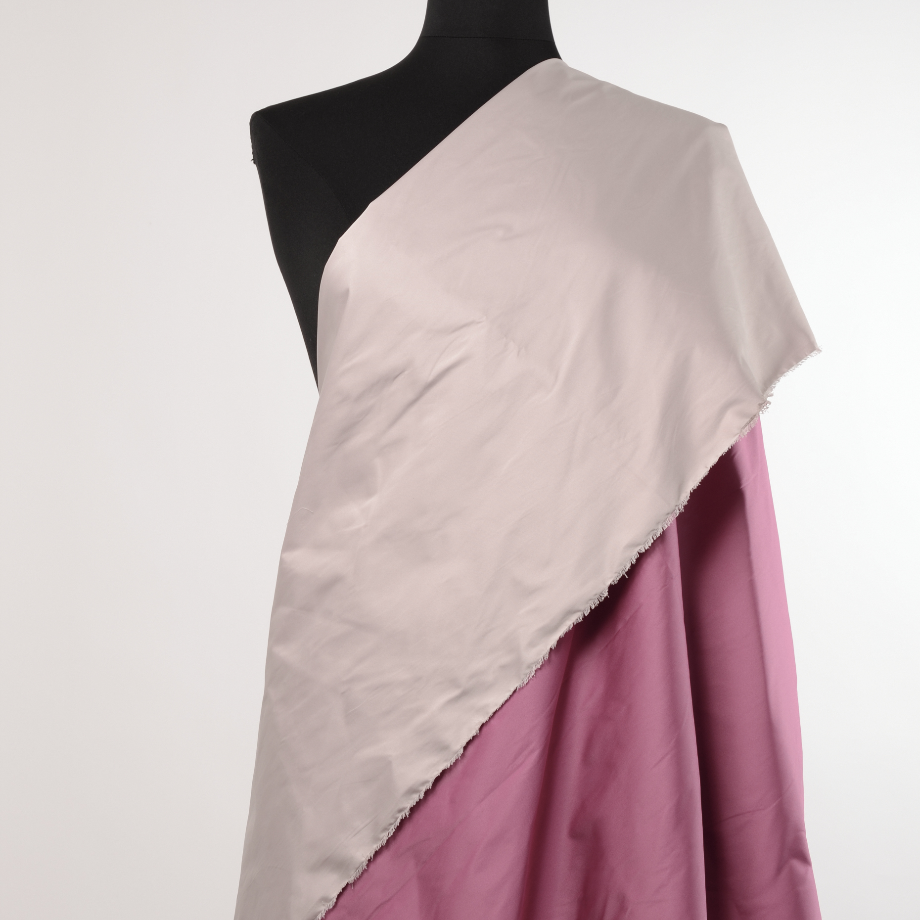 DOUBLE, TAFFETA, NIMBUS CLOUD&AZALEA PINK (F000015006) - Mannequin
