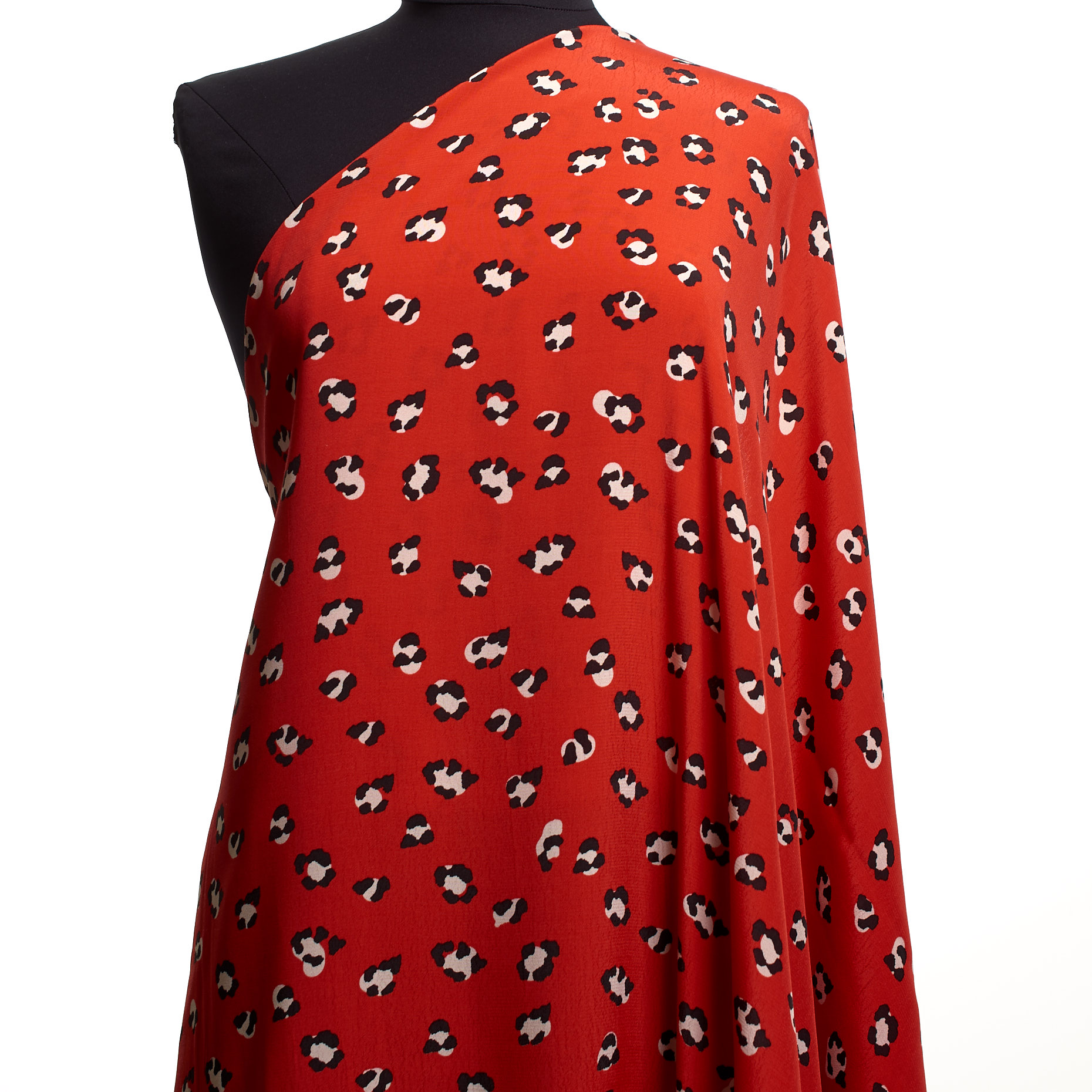 CRÊPE, VISCOSE, PRINTED, RAVEN BLACK&LIPSTICK (F000040332) - Mannequin