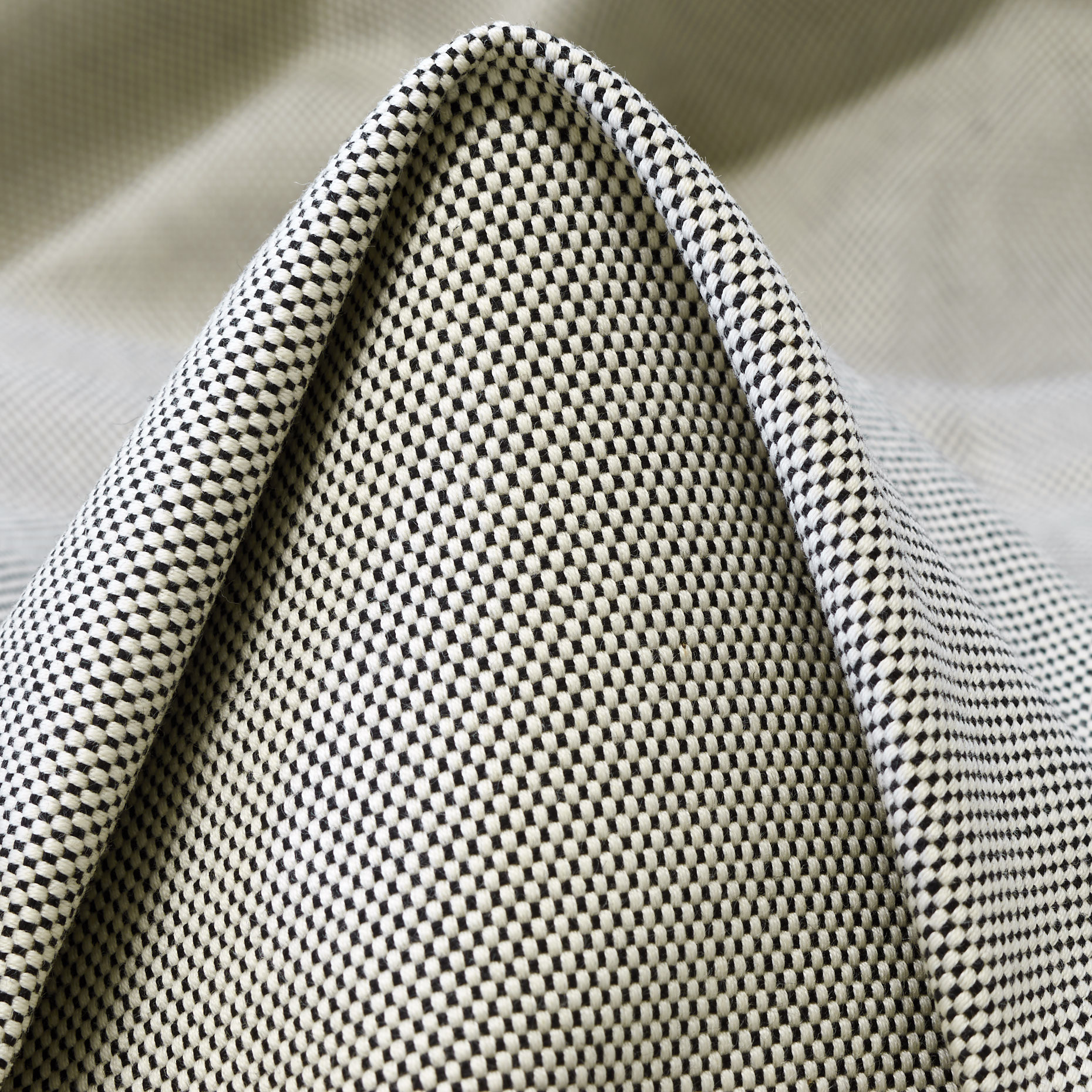 CANVAS, COTTON, RAVEN BLACK&ALMOND (F000042548)