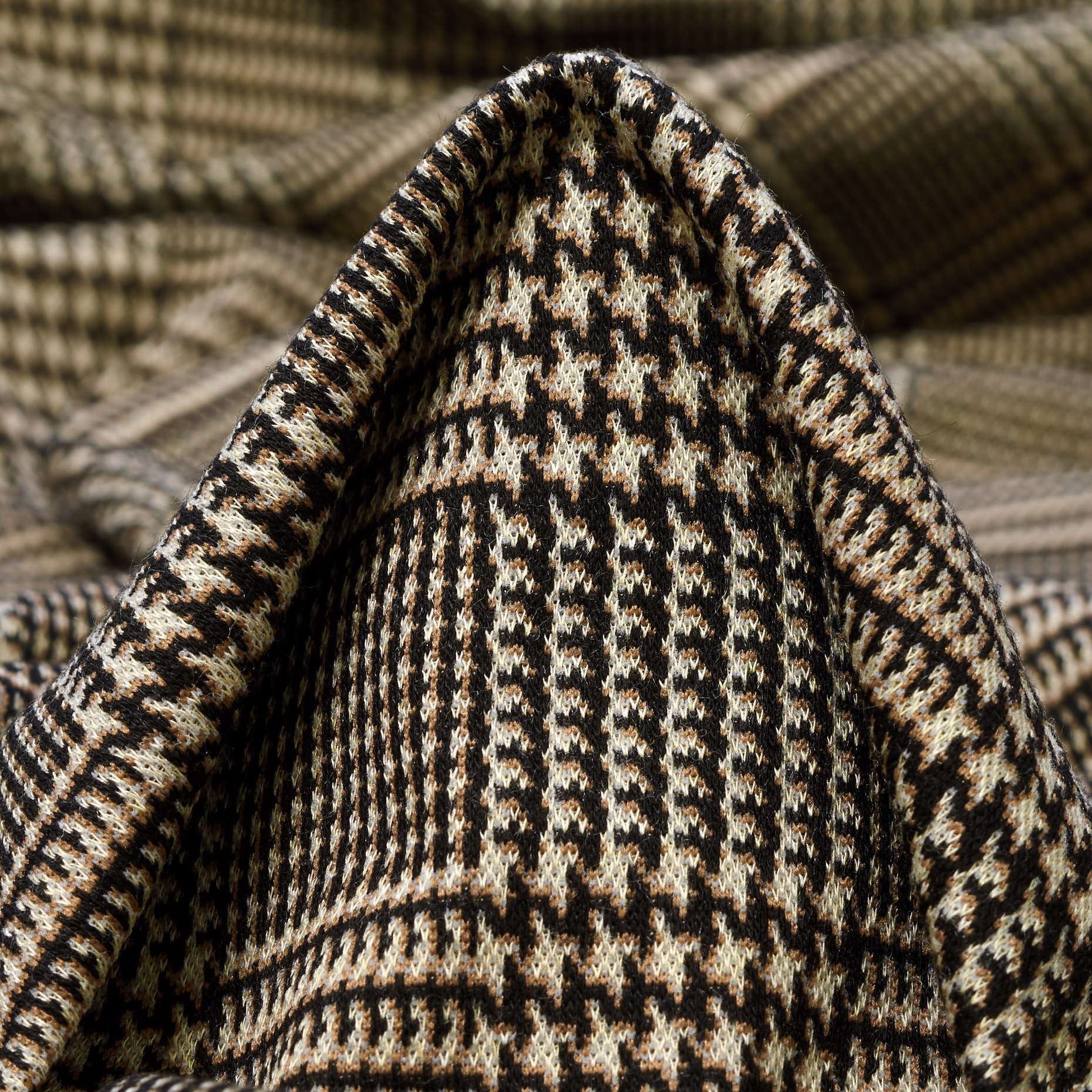 Jersey, Jacquard, Viscosa, Raven Black&Roasted Cashew (F000041599)