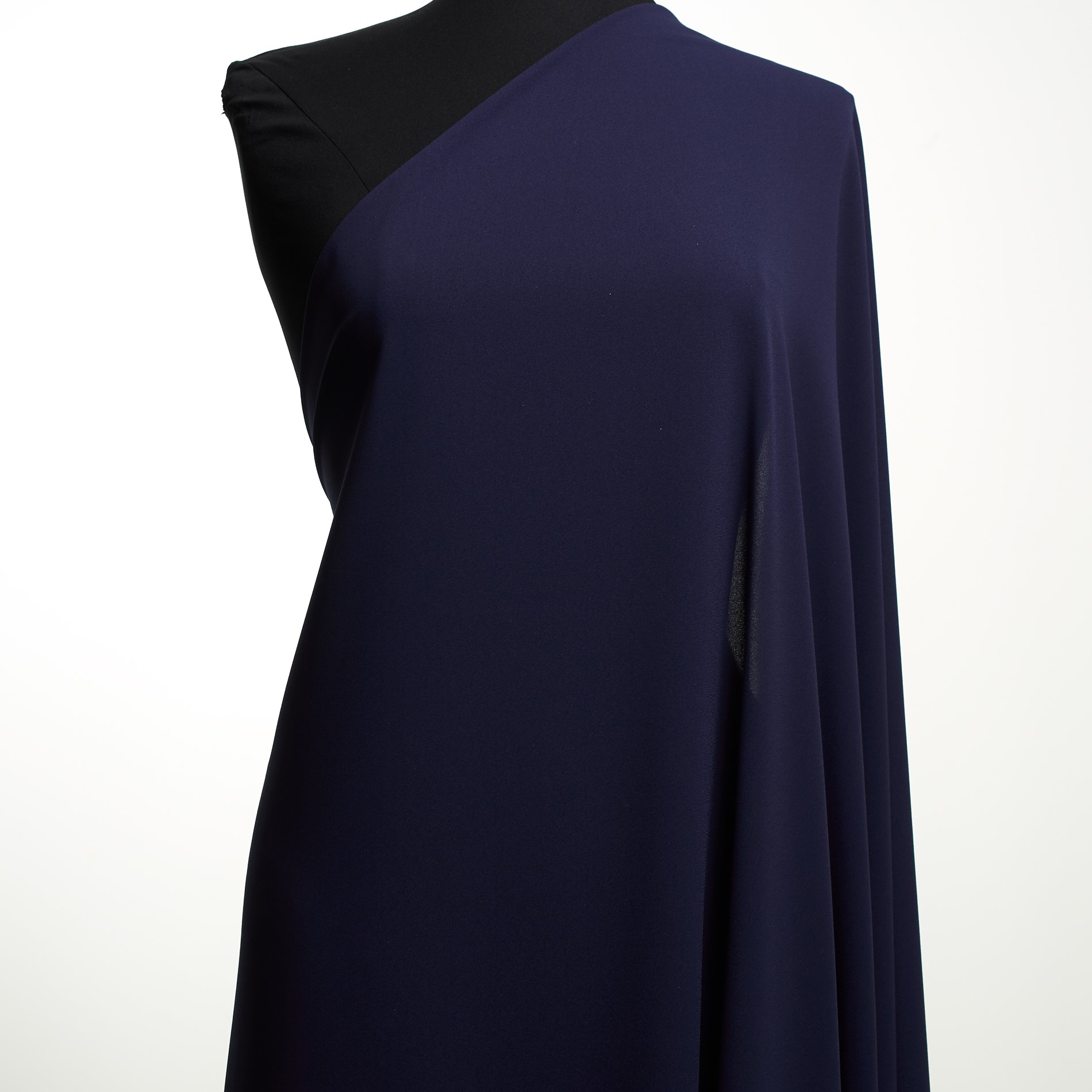 CRÊPE DE CHINE, ELASTIC, NIGHTSHADOW BLUE (F000033537) - Mannequin