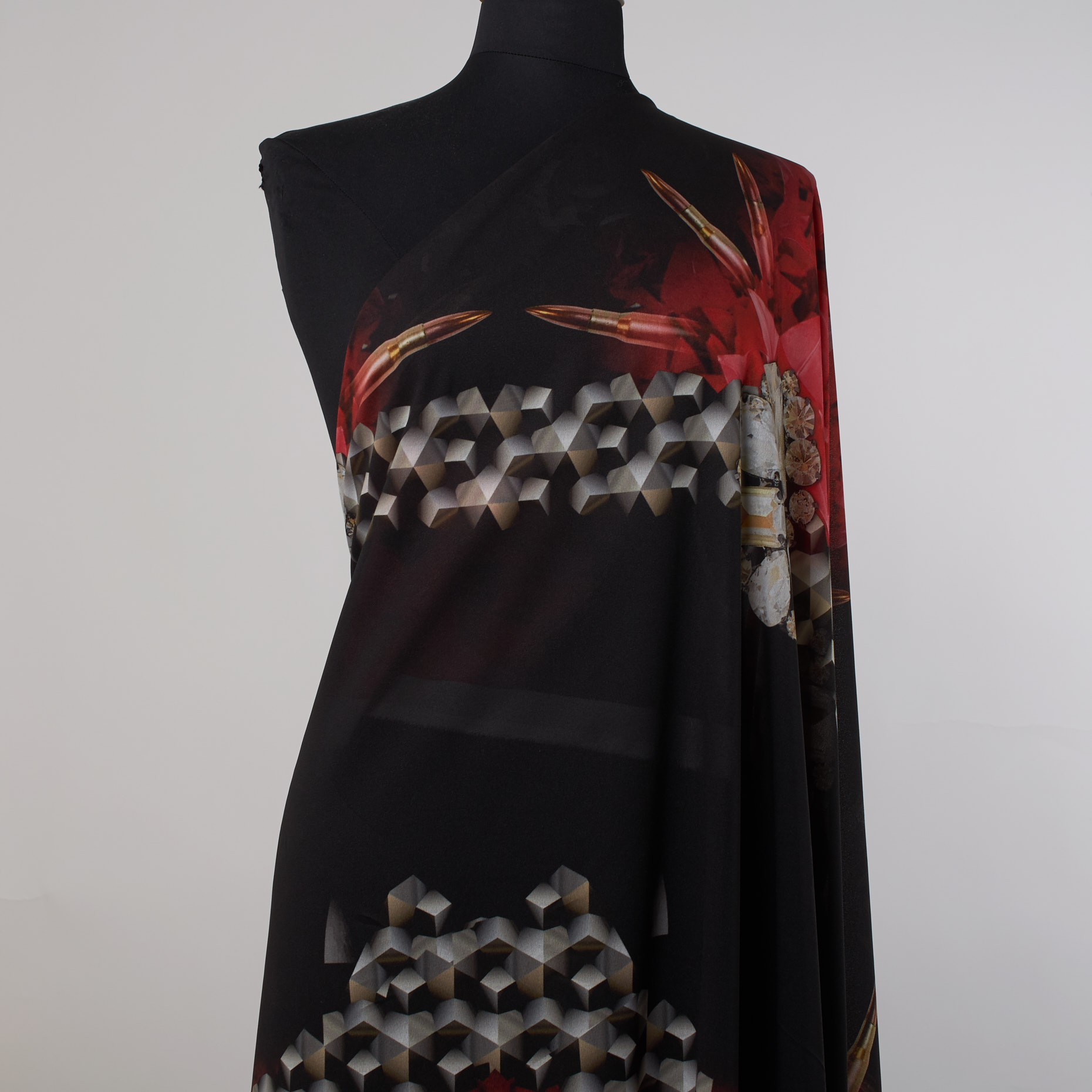 Crêpe De Chine, Floreale, Black Sand&Lava Falls (F000025288) - Manichino