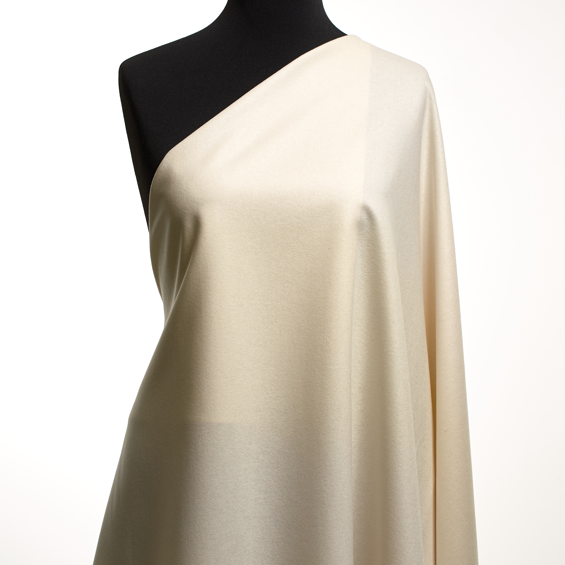 VIRGIN WOOL, VANILLA ICE (F000049196) - Mannequin