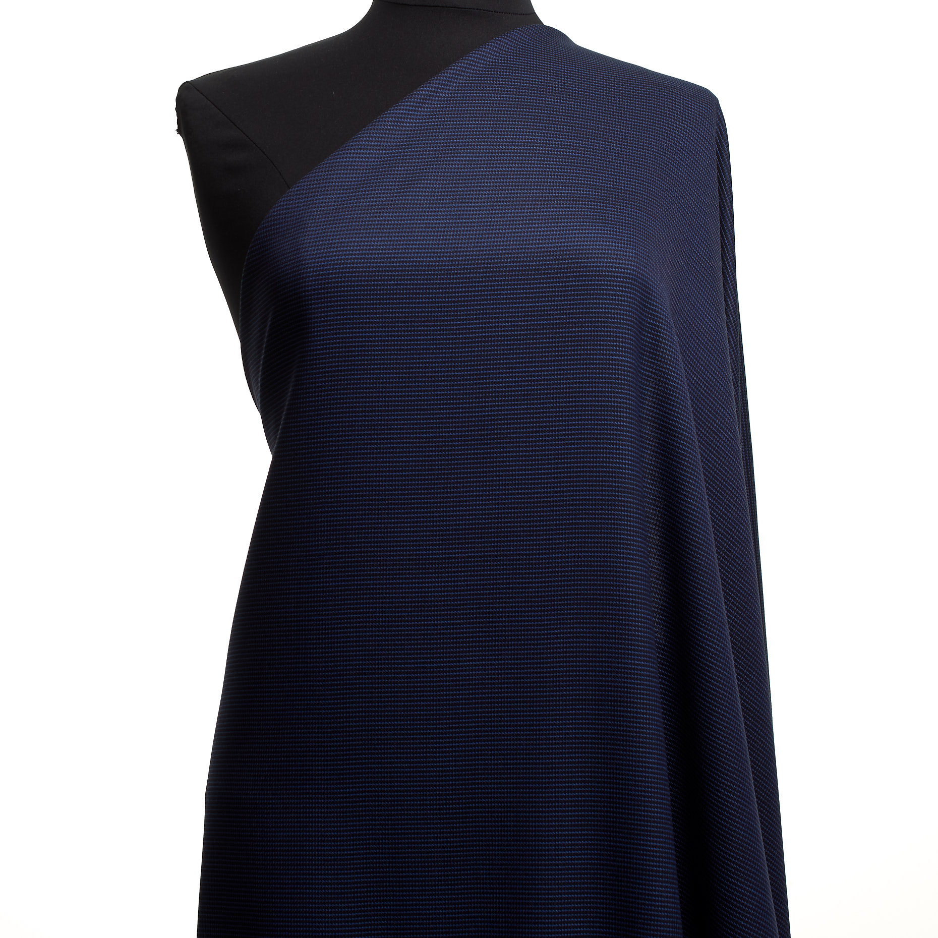 JACQUARD, WOOL VISCOSE, MICRO DESIGN, OCEAN DEEP (F000031466) - Mannequin